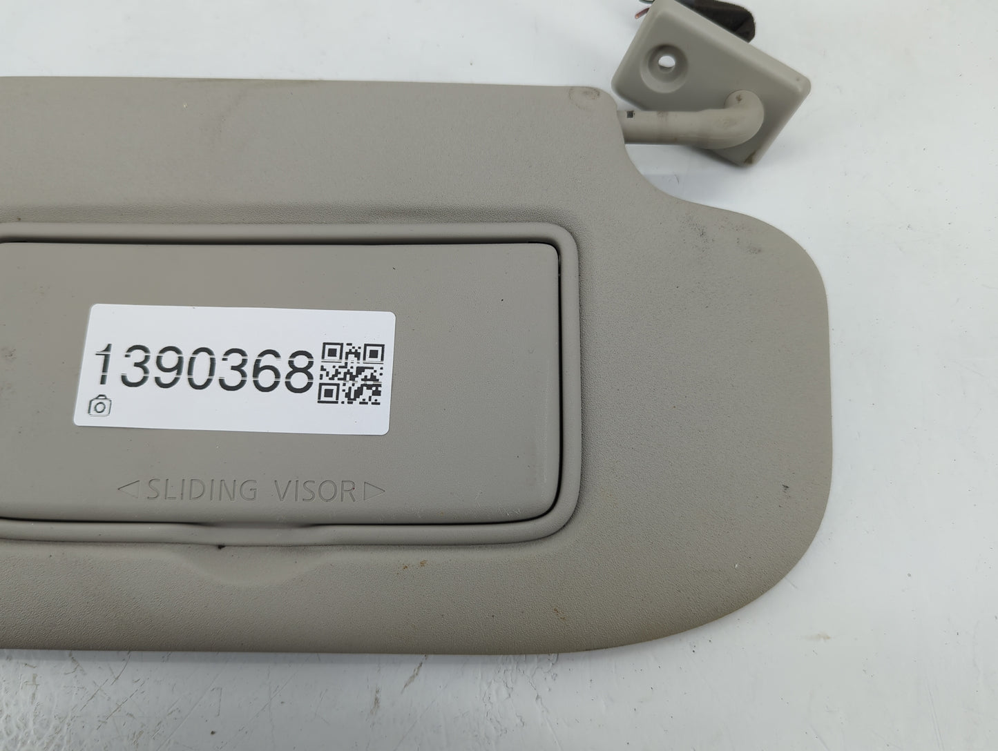 2019-2022 Nissan Rogue Sport Sun Visor Shade Replacement Passenger Right Mirror Fits Fits 2019 2020 2021 2022 OEM Used Auto 