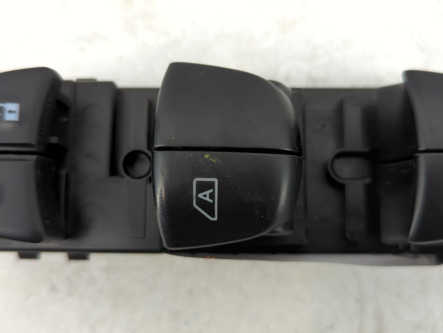 2017-2022 Nissan Rogue Sport Master Power Window Switch Replacement Driver Side Left P/N:25401 6MA0C Fits OEM Used Auto Part