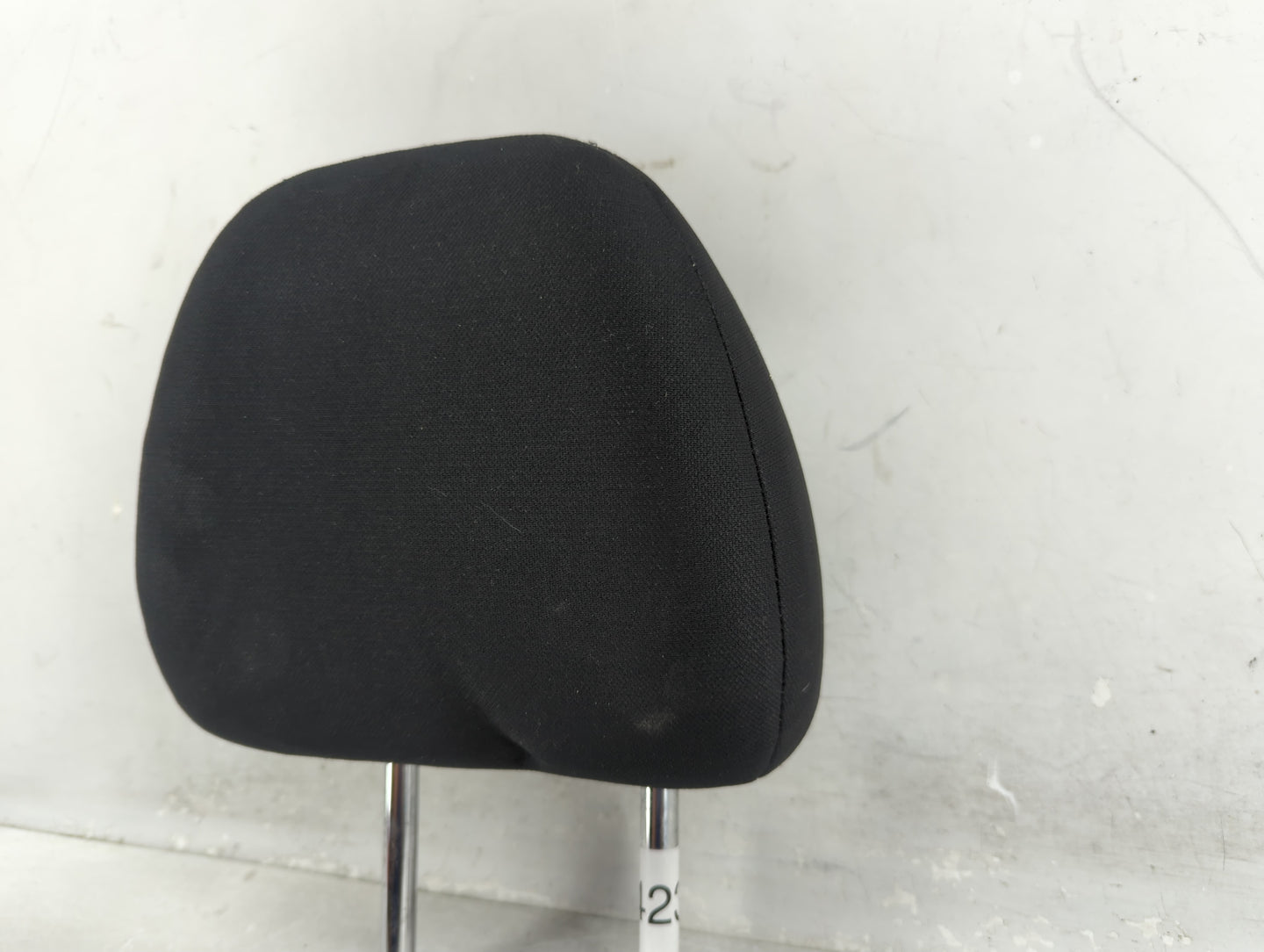 2020-2022 Nissan Rogue Sport Headrest Head Rest Front Driver Passenger Seat Fits Fits 2020 2021 2022 OEM Used Auto Parts - O