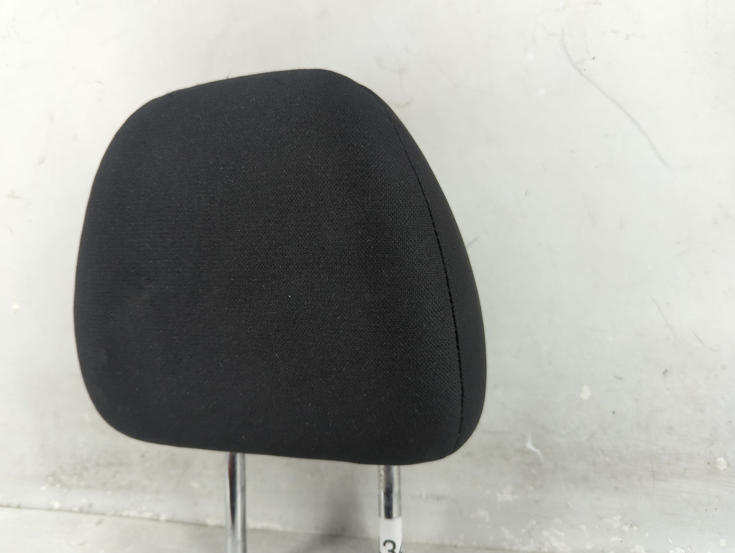 2020-2022 Nissan Rogue Sport Headrest Head Rest Front Driver Passenger Seat Fits Fits 2020 2021 2022 OEM Used Auto Parts - O