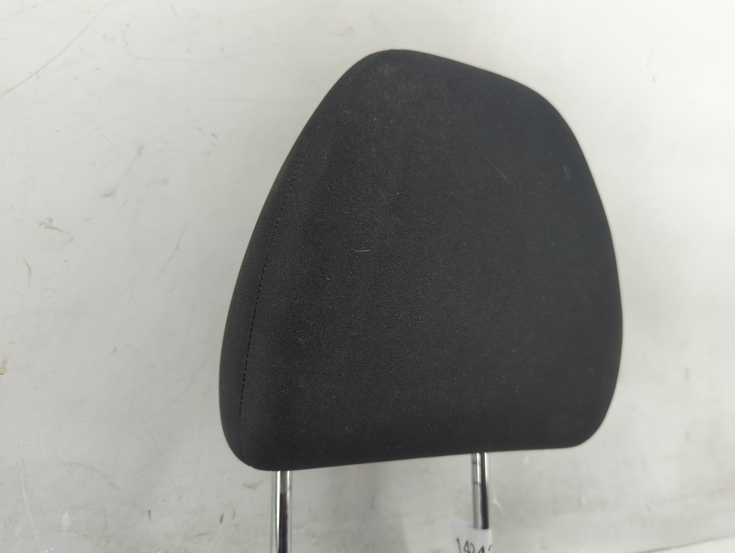 2020-2022 Nissan Rogue Sport Headrest Head Rest Front Driver Passenger Seat Fits Fits 2020 2021 2022 OEM Used Auto Parts - O