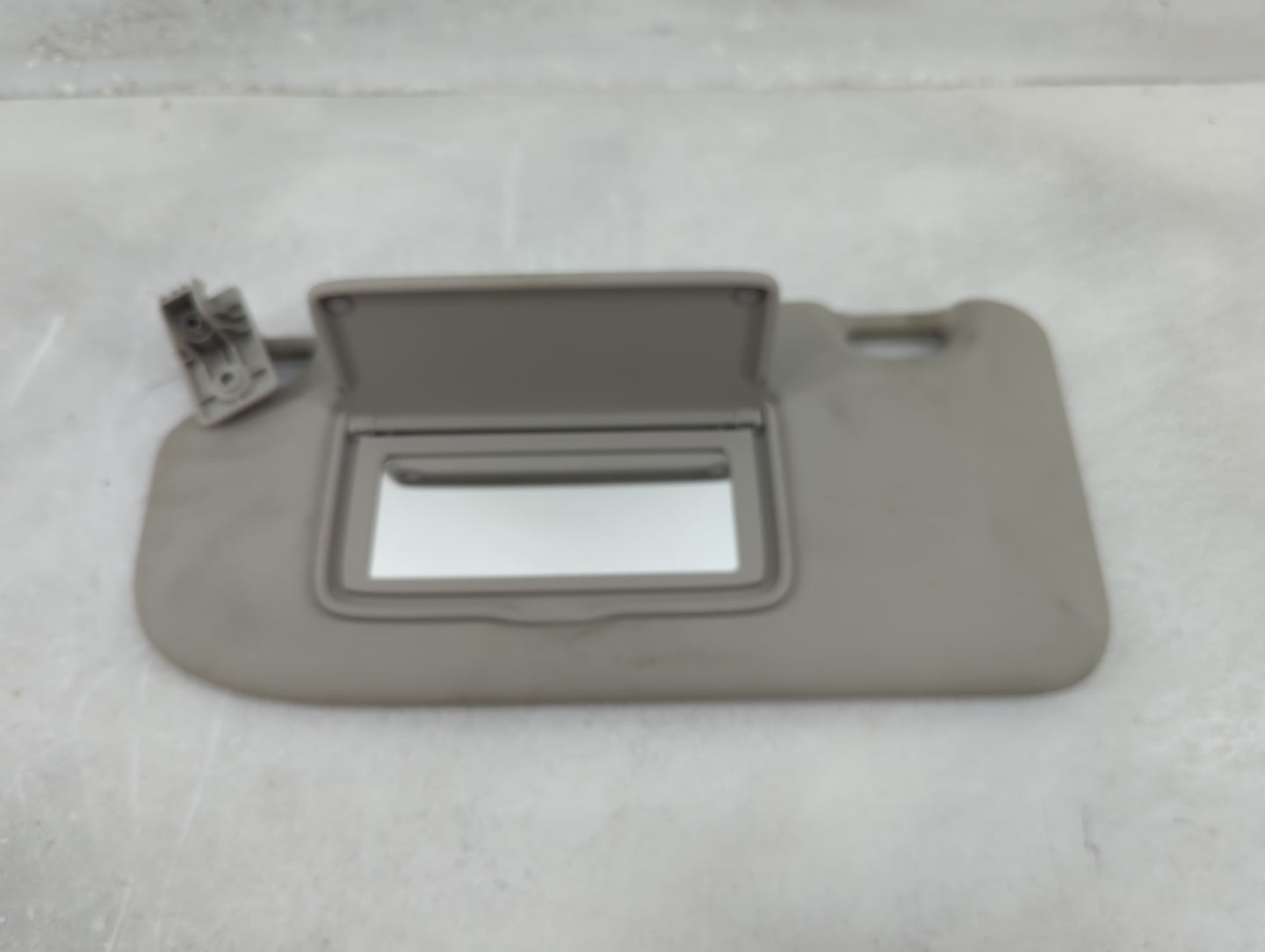2019-2022 Nissan Rogue Sport Sun Visor Shade Replacement Driver Left Mirror Fits Fits 2019 2020 2021 2022 OEM Used Auto Part