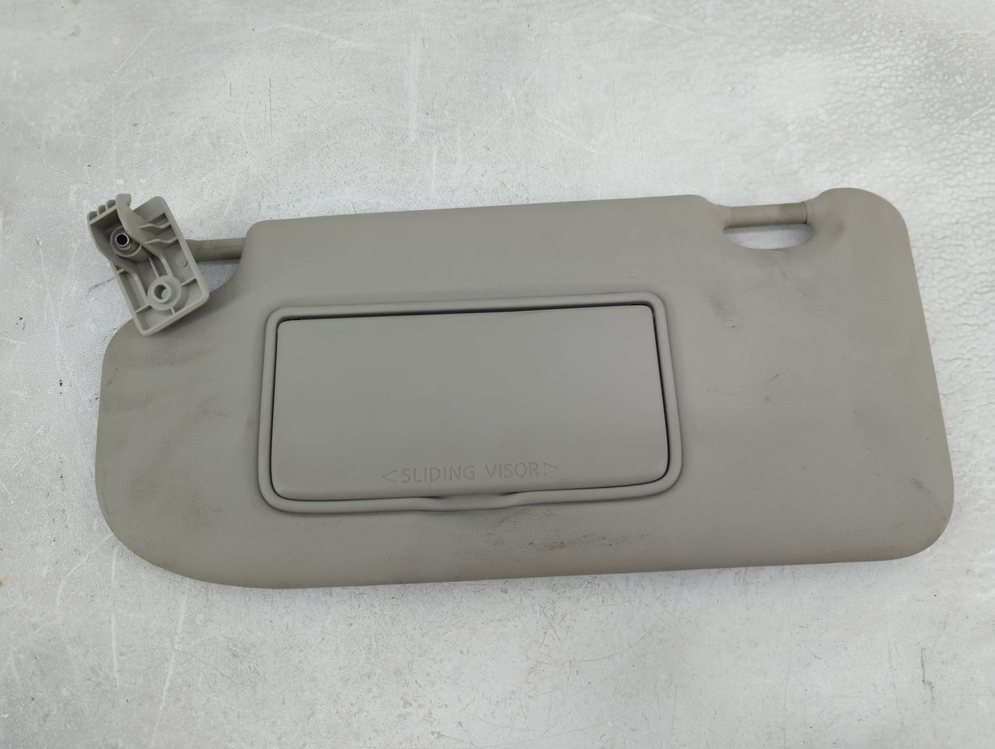 2019-2022 Nissan Rogue Sport Sun Visor Shade Replacement Driver Left Mirror Fits Fits 2019 2020 2021 2022 OEM Used Auto Part
