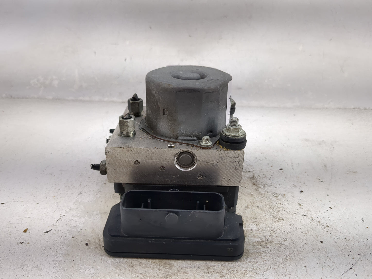 2019-2021 Nissan Rogue Sport ABS Pump Control Module Replacement P/N:47660 6MM2A 269 829, 0 265 260 918 Fits Fits 2019 2020 