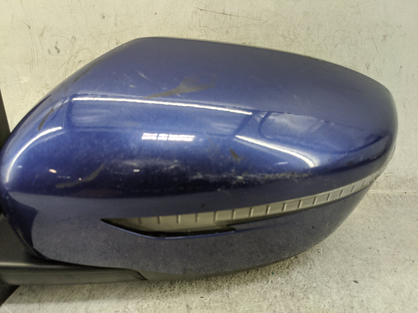 2017-2022 Nissan Rogue Sport Driver Side View Mirror - Left Door Mirror OEM Used - Oemusedautoparts1.com