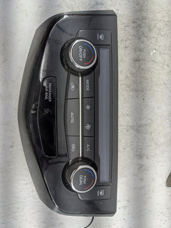 compare product 2017-2022 Nissan Rogue Sport Climate Control Module Temperature AC/Heater Replacement P/N:275006MA0A Fits OEM Used Auto Parts