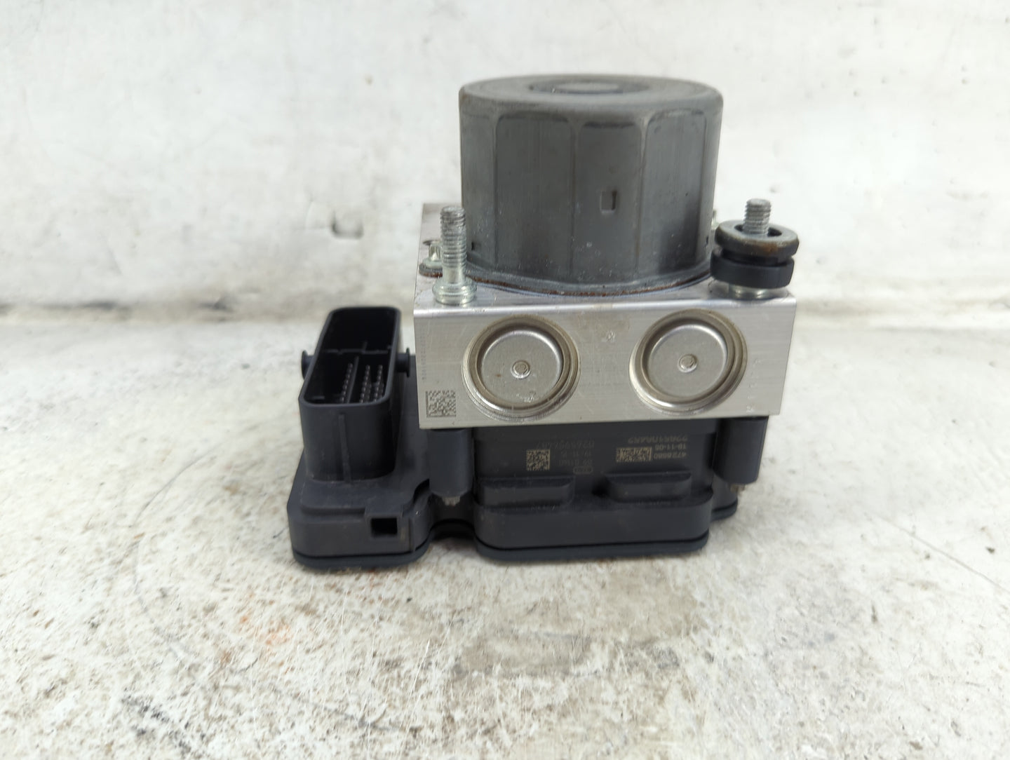 2019-2021 Nissan Rogue Sport ABS Pump Control Module Replacement P/N:476606MM2A 569829 Fits Fits 2019 2020 2021 OEM Used Aut