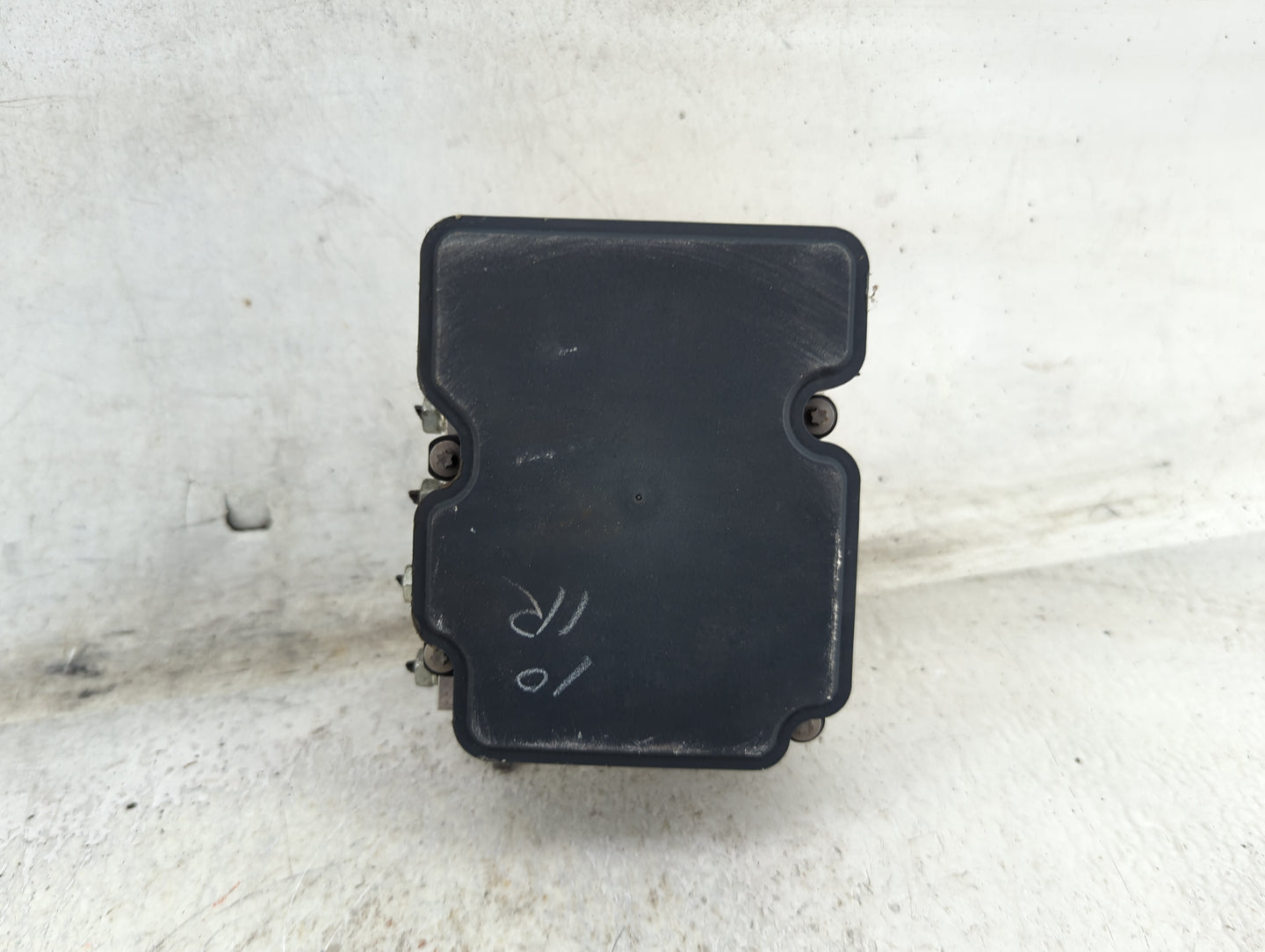 2019-2021 Nissan Rogue Sport ABS Pump Control Module Replacement P/N:476606MM2A 569829 Fits Fits 2019 2020 2021 OEM Used Aut