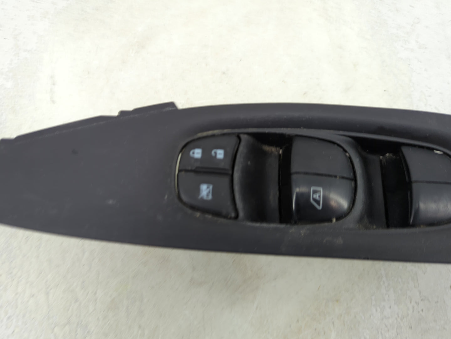 2017-2022 Nissan Rogue Sport Master Power Window Switch Replacement Driver Side Left P/N:25401 6MA0C Fits OEM Used Auto Part