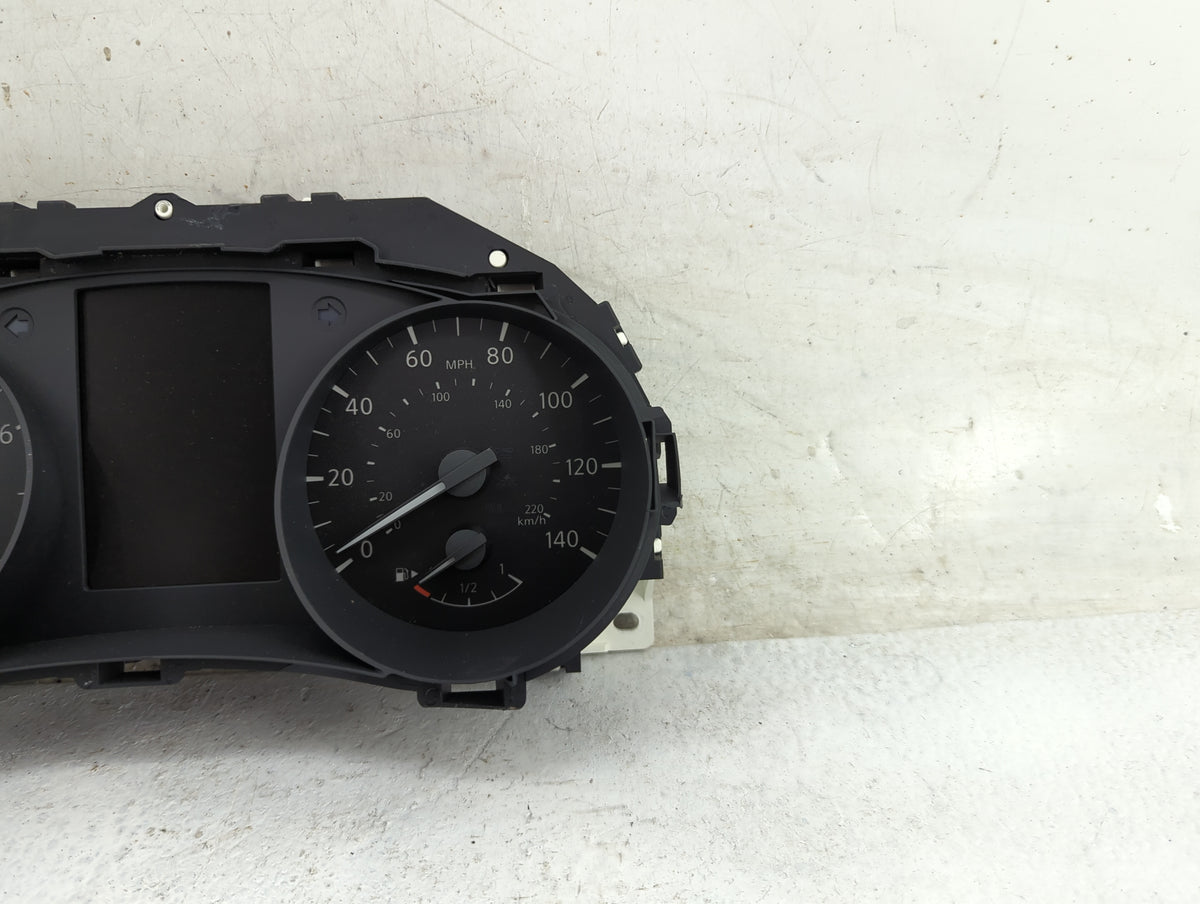 2020-2021 Nissan Rogue Sport Instrument Cluster Speedometer Gauges P/N:6MR2A/2601 Miles: Fits Fits 2020 2021 OEM Used Auto P