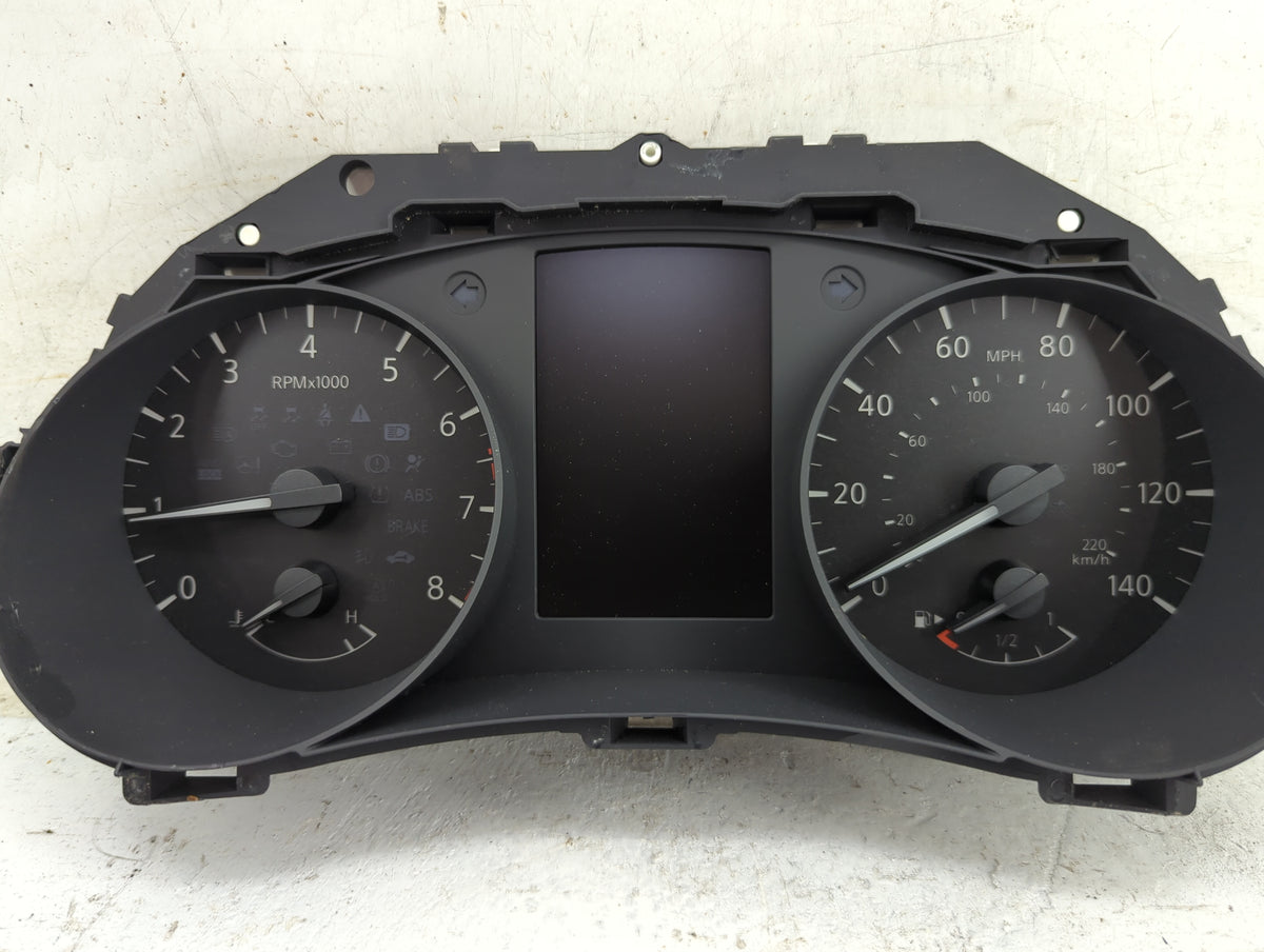 2020-2021 Nissan Rogue Sport Instrument Cluster Speedometer Gauges P/N:6MR2A/2601 Miles: Fits Fits 2020 2021 OEM Used Auto P