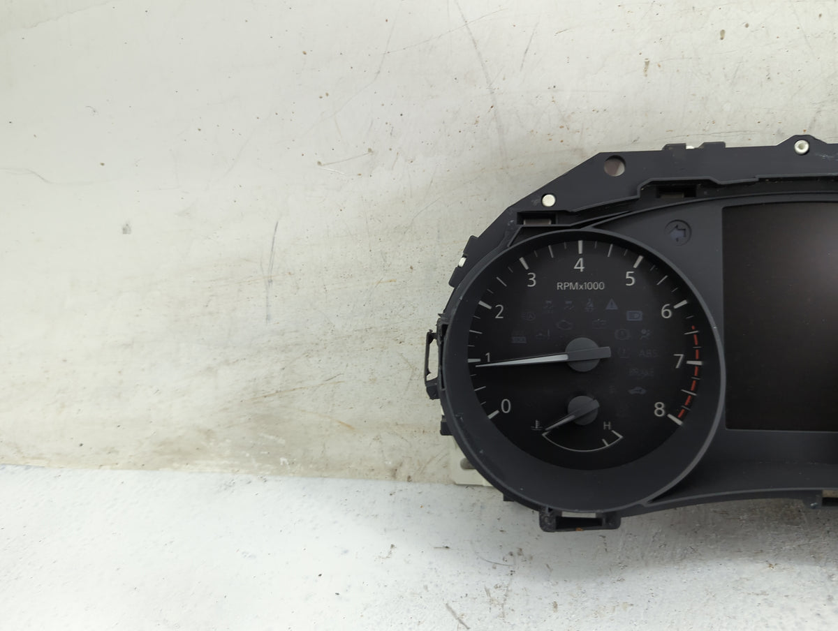 2020-2021 Nissan Rogue Sport Instrument Cluster Speedometer Gauges P/N:6MR2A/2601 Miles: Fits Fits 2020 2021 OEM Used Auto P