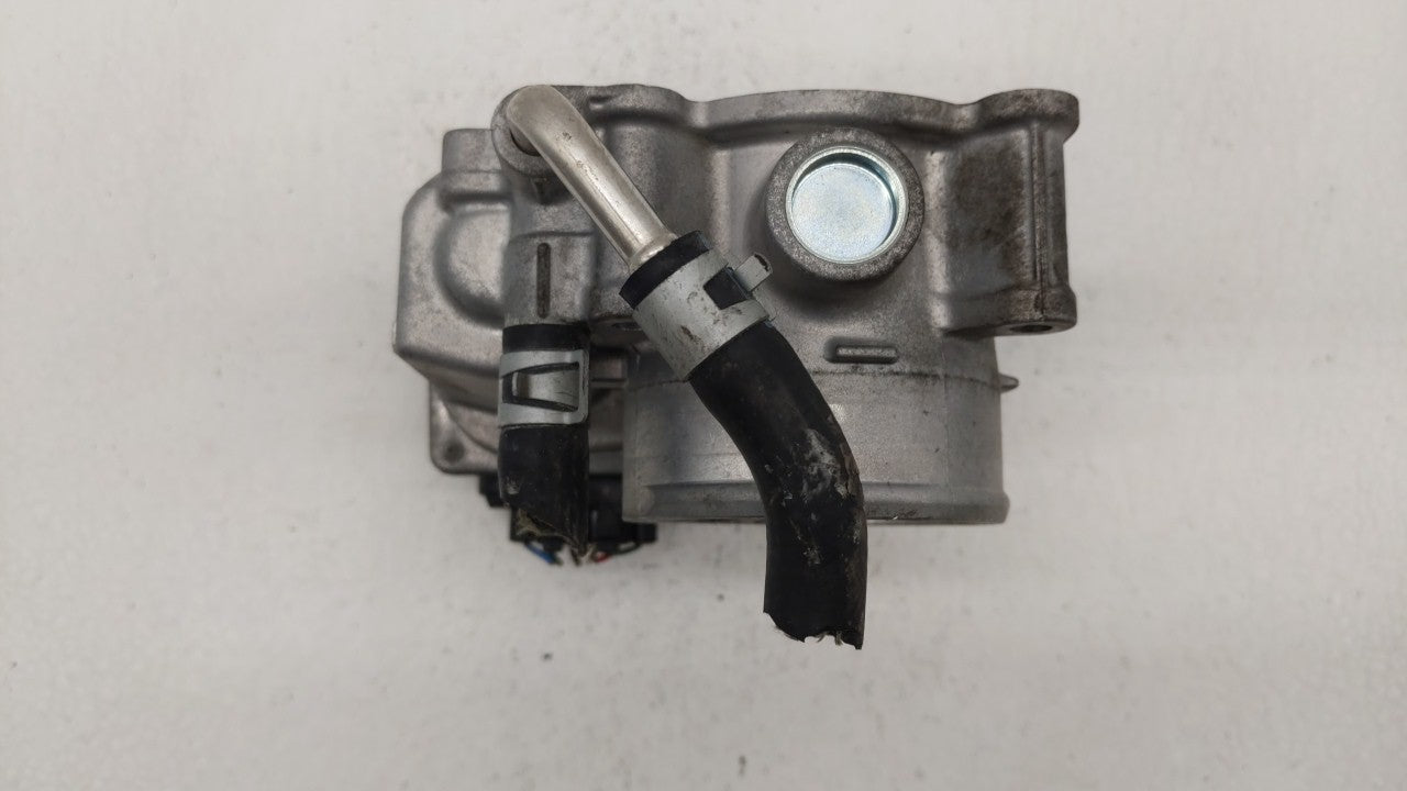 2018-2019 Nissan Rogue Sport Throttle Body P/N:4BA60-01 4BA60-01 F Fits Fits 2018 2019 OEM Used Auto Parts - Oemusedautopart