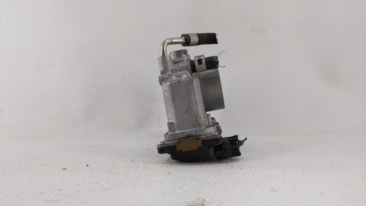 2018-2019 Nissan Rogue Sport Throttle Body P/N:4BA60-01 4BA60-01 F Fits Fits 2018 2019 OEM Used Auto Parts - Oemusedautopart