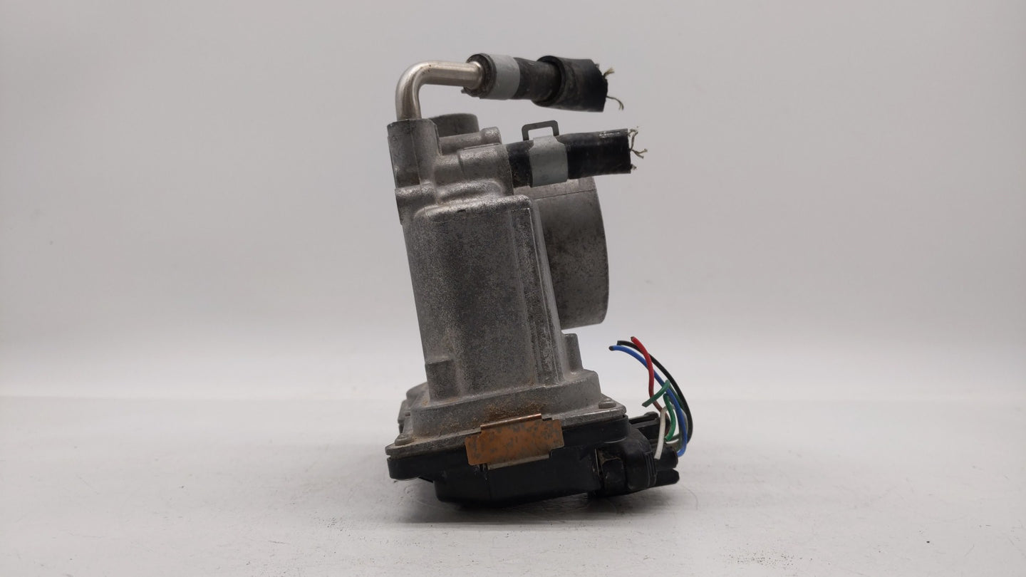 2018-2019 Nissan Rogue Sport Throttle Body P/N:4BA60-01 4BA60-01 F Fits Fits 2018 2019 OEM Used Auto Parts - Oemusedautopart