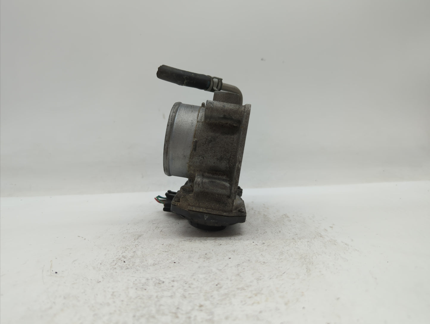 2018-2019 Nissan Rogue Sport Throttle Body P/N:4BA60-01 4BA60-01 F Fits Fits 2018 2019 OEM Used Auto Parts - Oemusedautopart