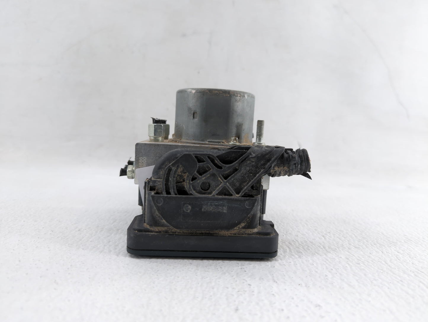 2019 Nissan Rogue Sport ABS Pump Control Module Replacement P/N:47660 6MM0A Fits OEM Used Auto Parts - Oemusedautoparts1.com