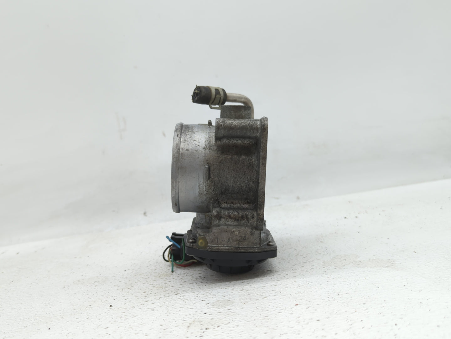 2018-2019 Nissan Rogue Sport Throttle Body P/N:4BA60-01 4BA60-01 F Fits Fits 2018 2019 OEM Used Auto Parts - Oemusedautopart