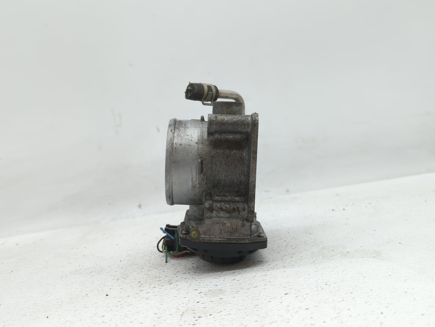 2018-2019 Nissan Rogue Sport Throttle Body P/N:4BA60-01 4BA60-01 F Fits Fits 2018 2019 OEM Used Auto Parts - Oemusedautopart