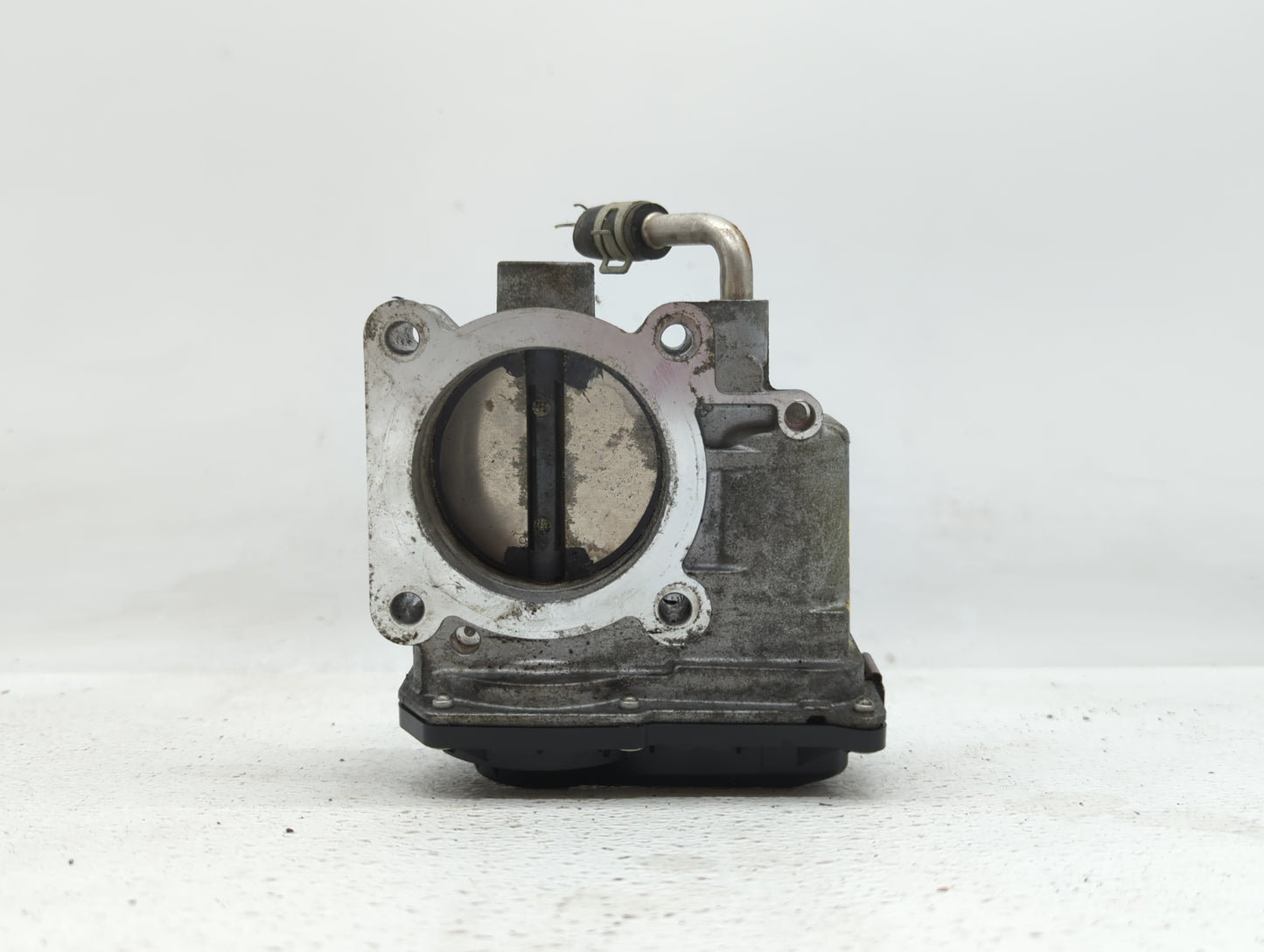 2018-2019 Nissan Rogue Sport Throttle Body P/N:4BA60-01 4BA60-01 F Fits Fits 2018 2019 OEM Used Auto Parts - Oemusedautopart