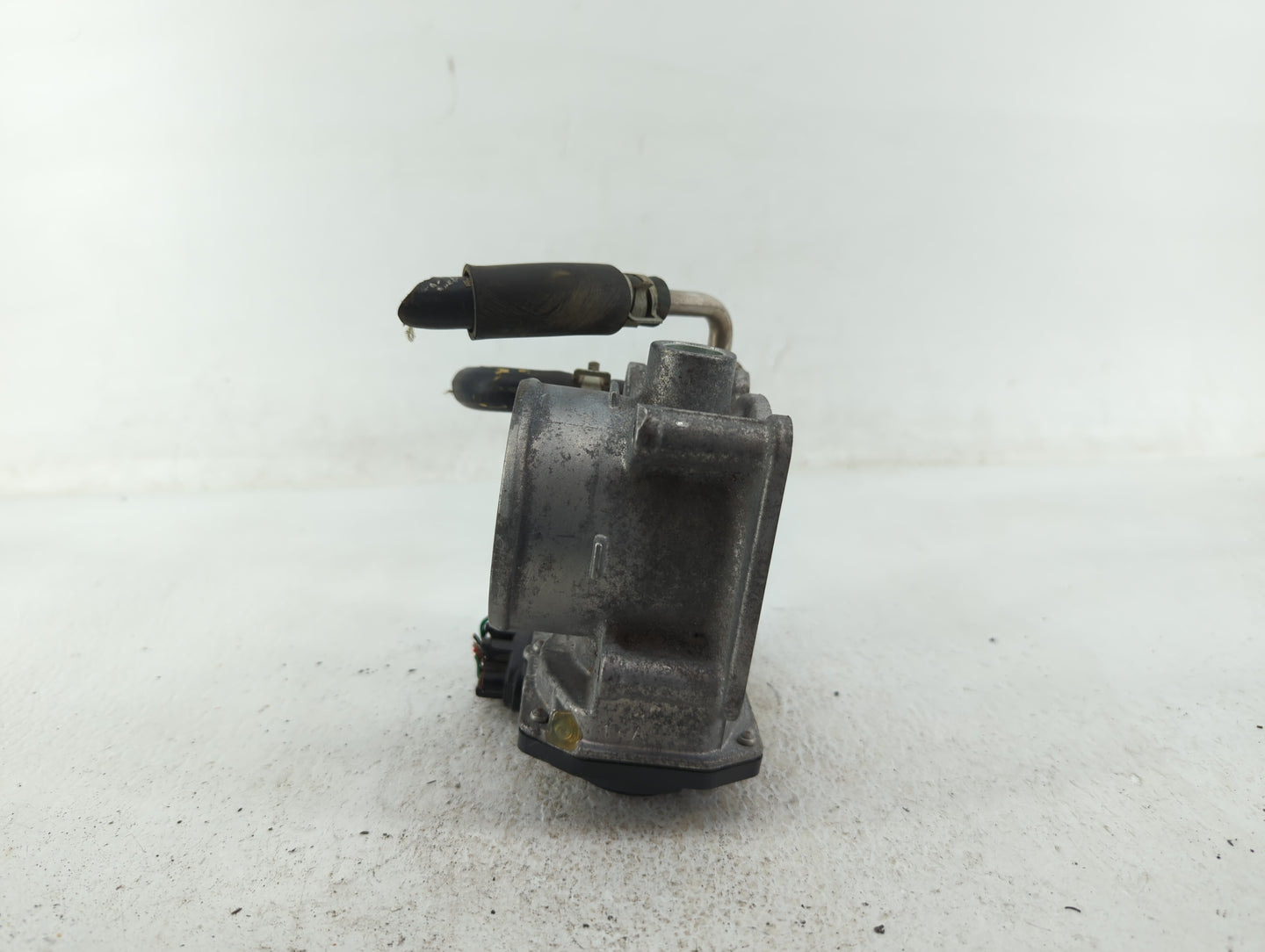 2018-2022 Nissan Rogue Sport Throttle Body P/N:4BA60-01 F Fits Fits 2018 2019 2020 2021 2022 OEM Used Auto Parts - Oemusedau
