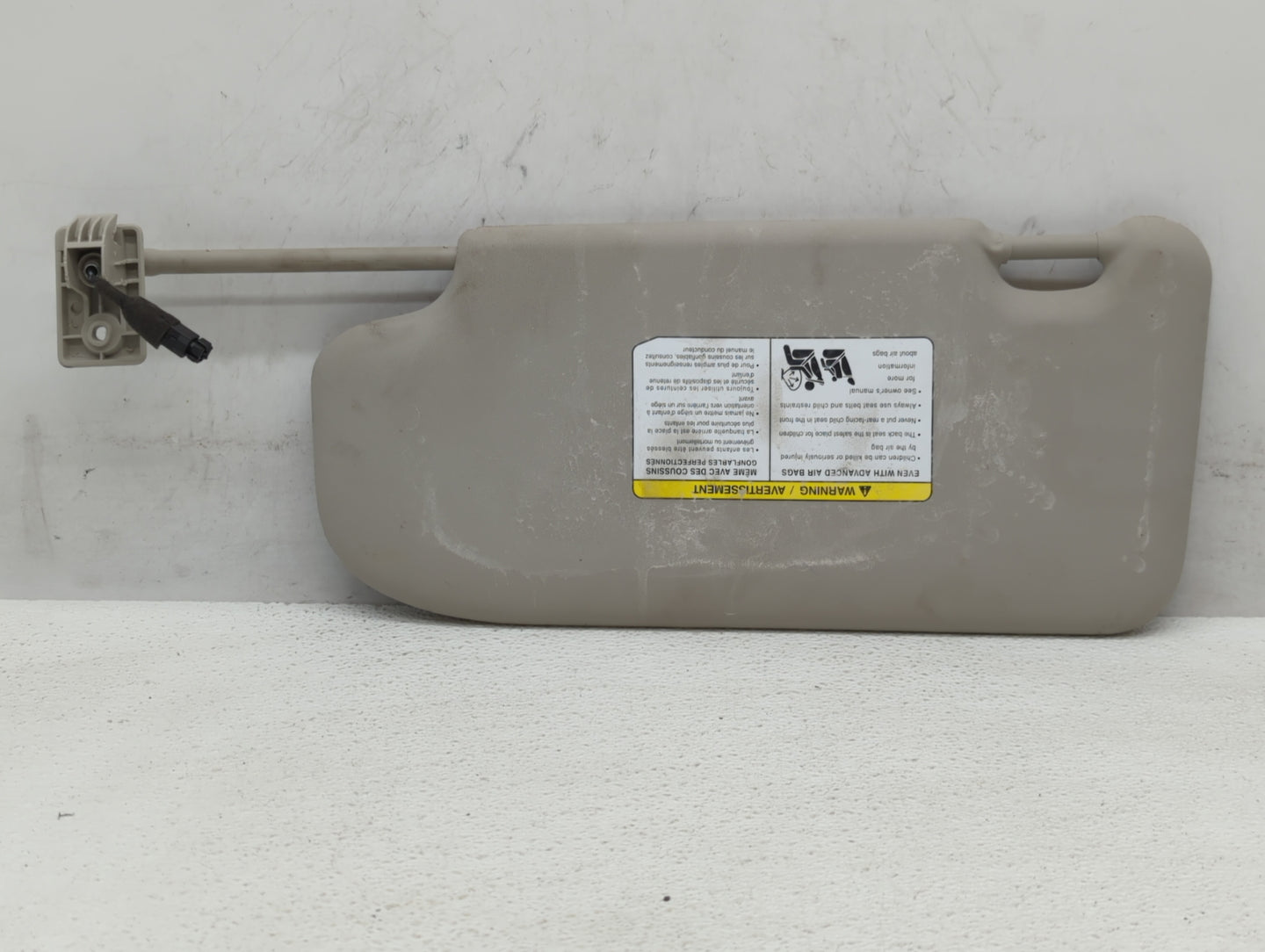 2019-2022 Nissan Rogue Sport Sun Visor Shade Replacement Passenger Right Mirror Fits Fits 2019 2020 2021 2022 OEM Used Auto 
