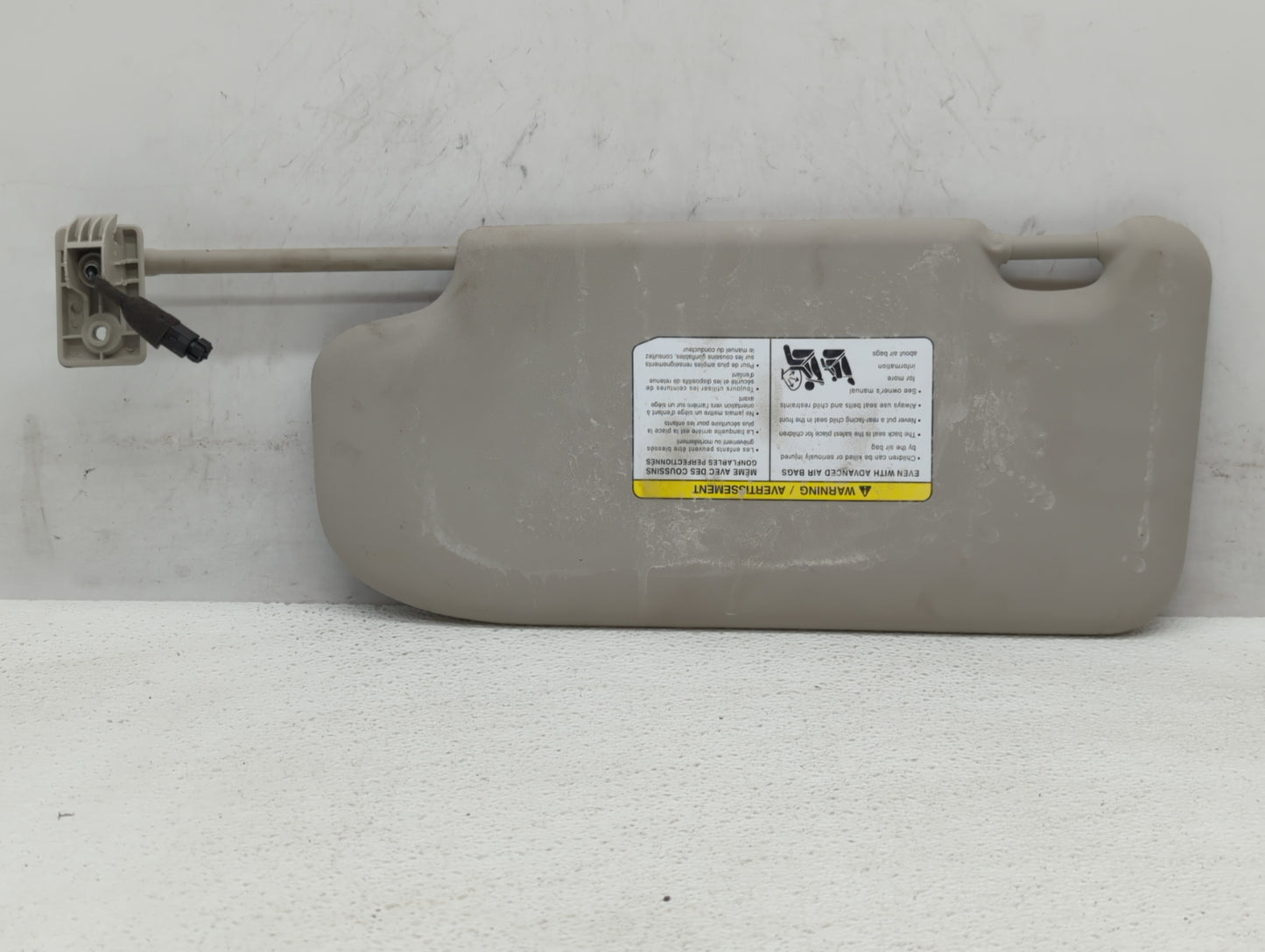 2019-2022 Nissan Rogue Sport Sun Visor Shade Replacement Passenger Right Mirror Fits Fits 2019 2020 2021 2022 OEM Used Auto 