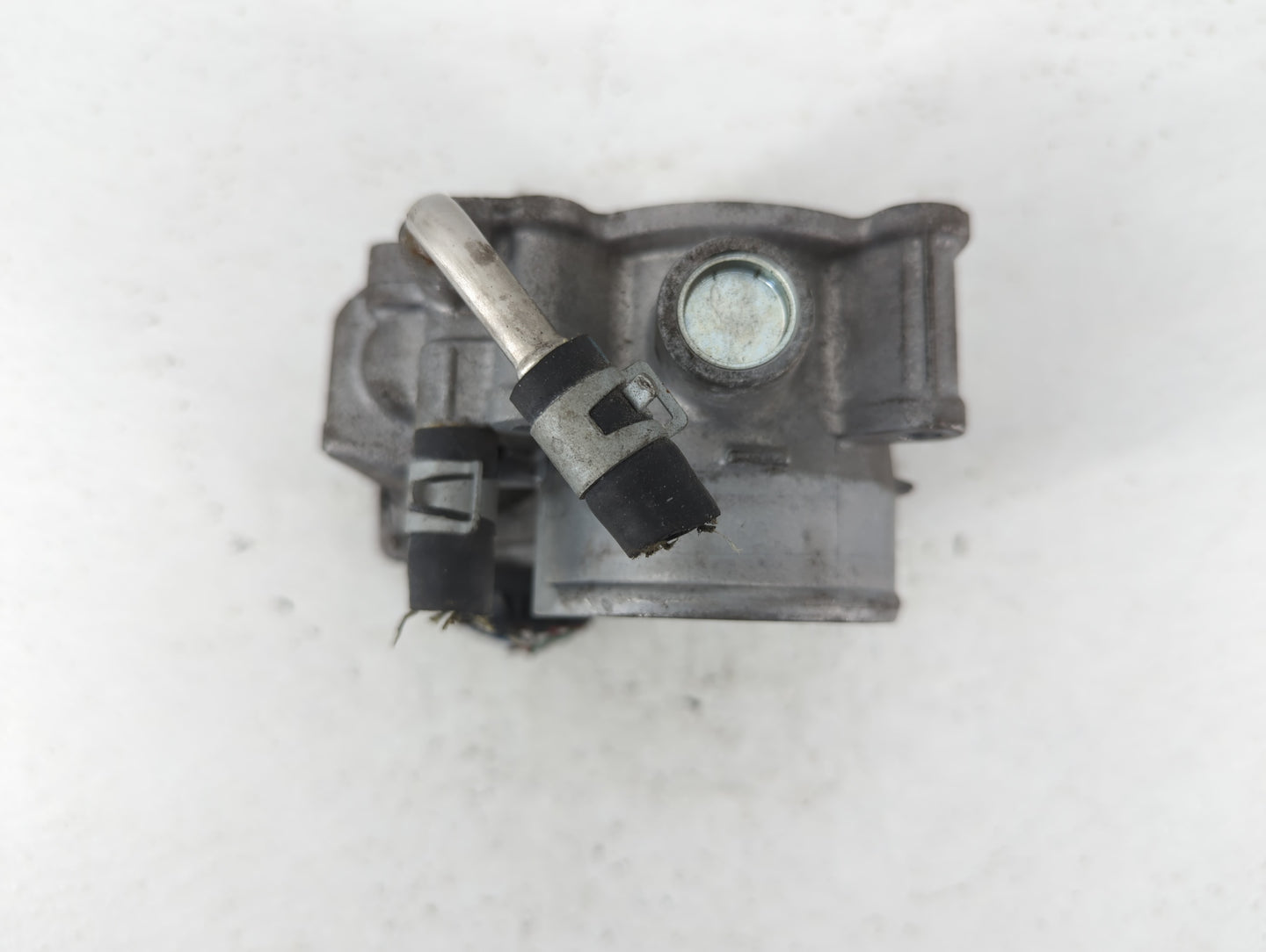 2018-2022 Nissan Rogue Sport Throttle Body P/N:4BA60-01 4BA60-01 F Fits Fits 2018 2019 2020 2021 2022 OEM Used Auto Parts - 