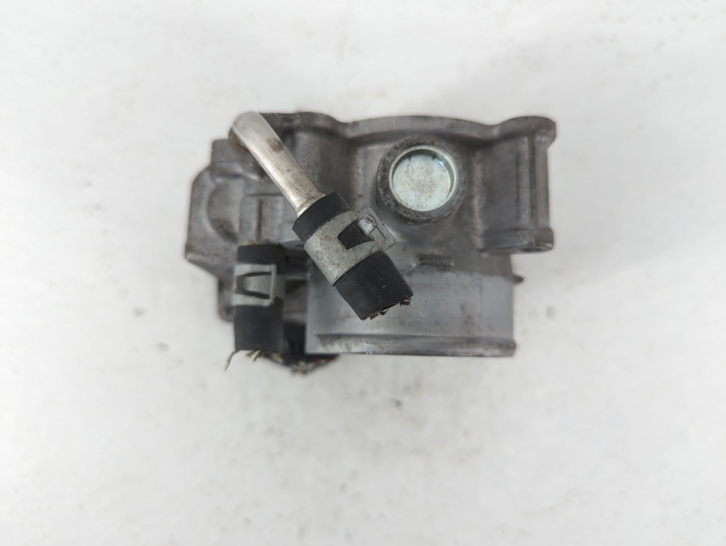 2018-2022 Nissan Rogue Sport Throttle Body P/N:4BA60-01 4BA60-01 F Fits Fits 2018 2019 2020 2021 2022 OEM Used Auto Parts - 