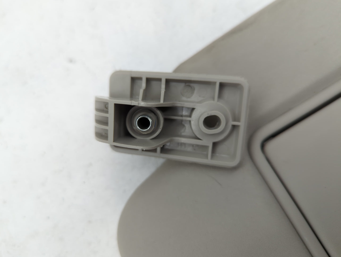 2019-2022 Nissan Rogue Sport Sun Visor Shade Replacement Passenger Right Mirror Fits Fits 2019 2020 2021 2022 OEM Used Auto 