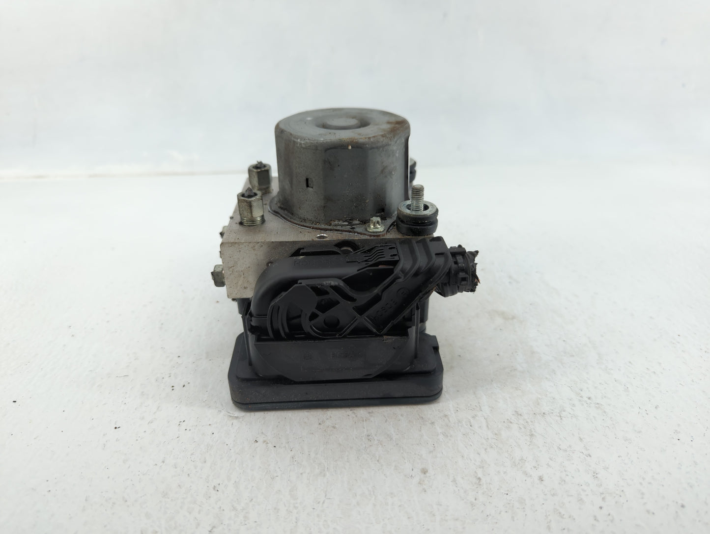 2019-2021 Nissan Rogue Sport ABS Pump Control Module Replacement P/N:47660 6MM0A Fits Fits 2019 2020 2021 OEM Used Auto Part