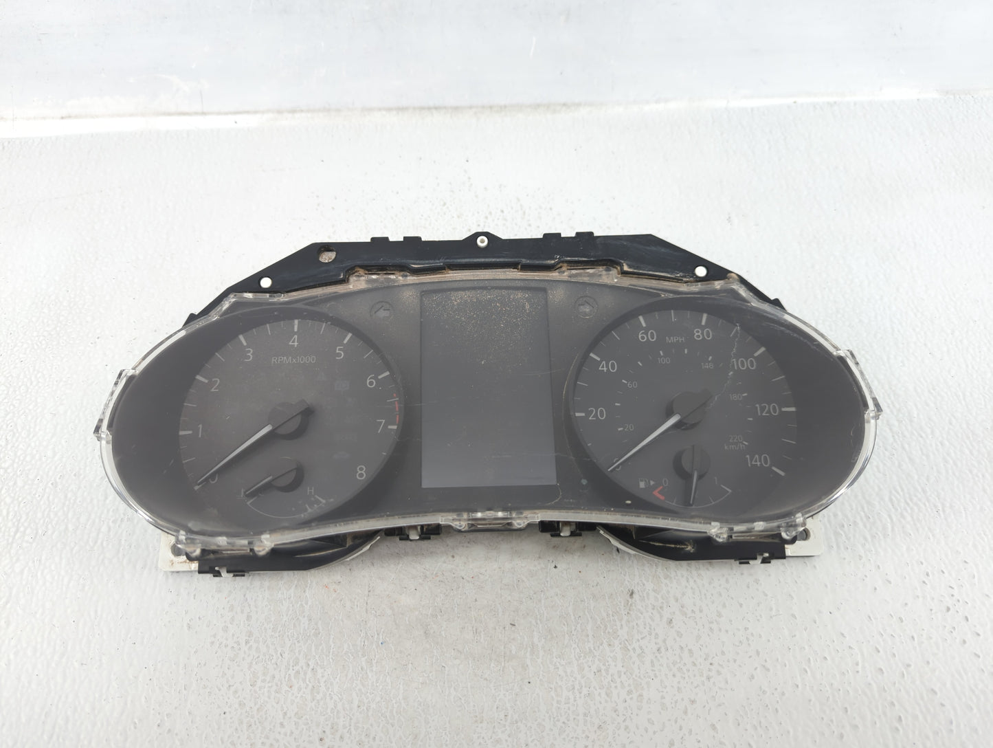 2020-2021 Nissan Rogue Sport Instrument Cluster Speedometer Gauges P/N:190912 0049 6MR0A Fits Fits 2020 2021 OEM Used Auto P