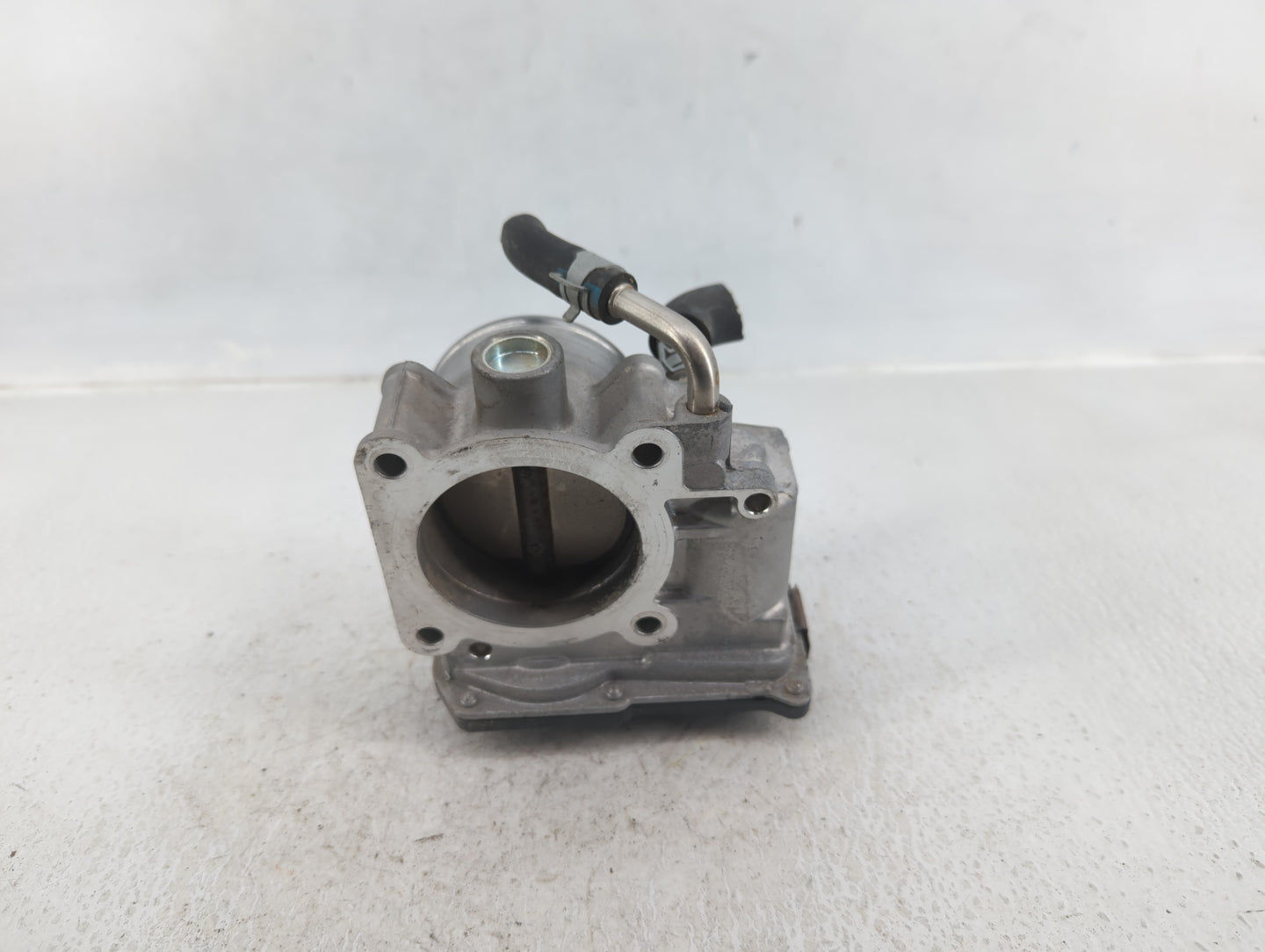 2018-2022 Nissan Rogue Sport Throttle Body P/N:4BA60-01 F Fits Fits 2018 2019 2020 2021 2022 OEM Used Auto Parts - Oemusedau