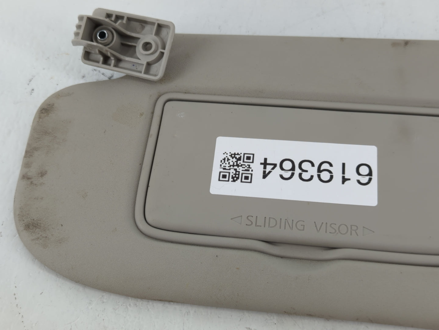 2019-2022 Nissan Rogue Sport Sun Visor Shade Replacement Driver Left Mirror Fits Fits 2019 2020 2021 2022 OEM Used Auto Part