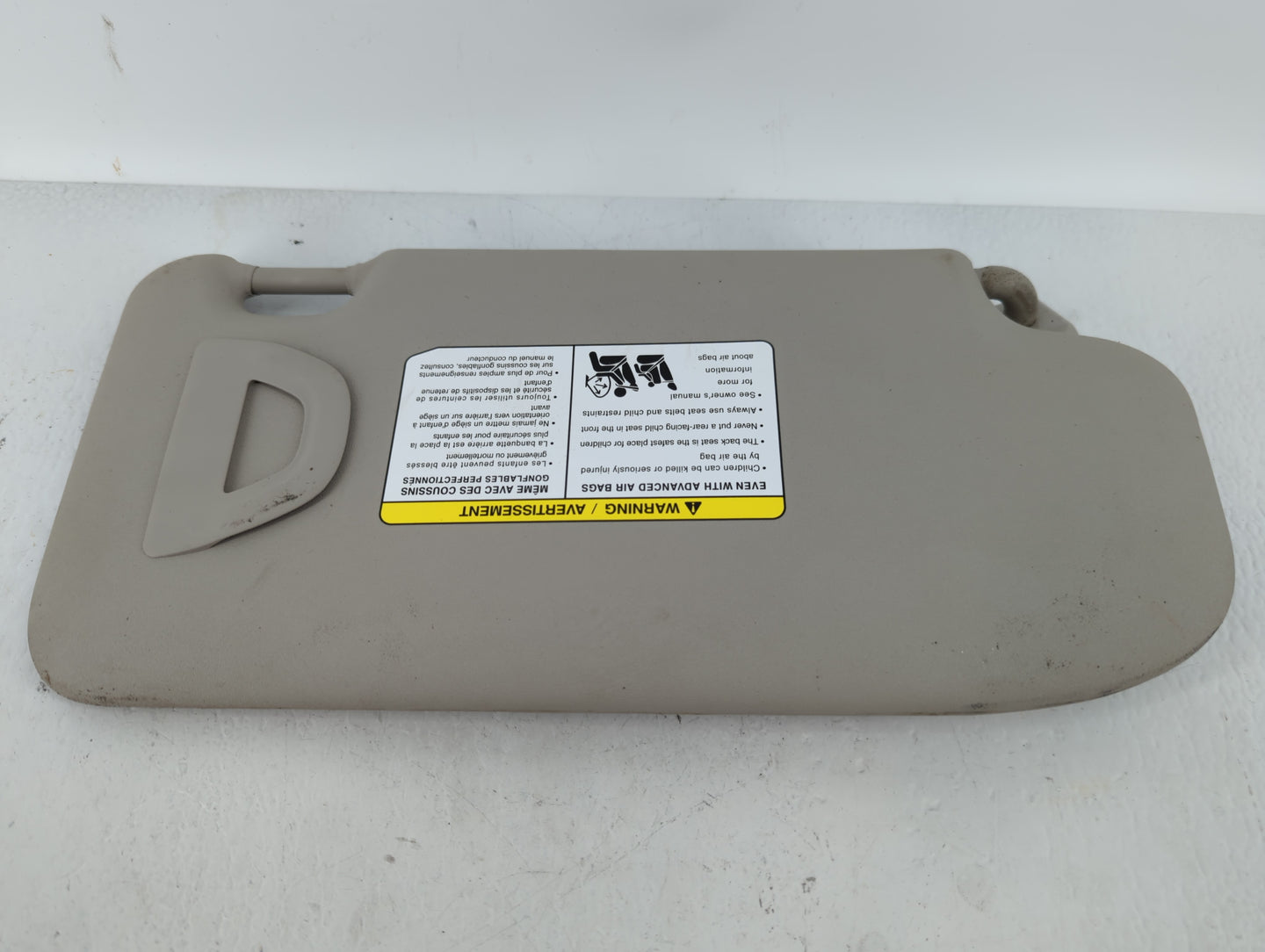 2019-2022 Nissan Rogue Sport Sun Visor Shade Replacement Driver Left Mirror Fits Fits 2019 2020 2021 2022 OEM Used Auto Part