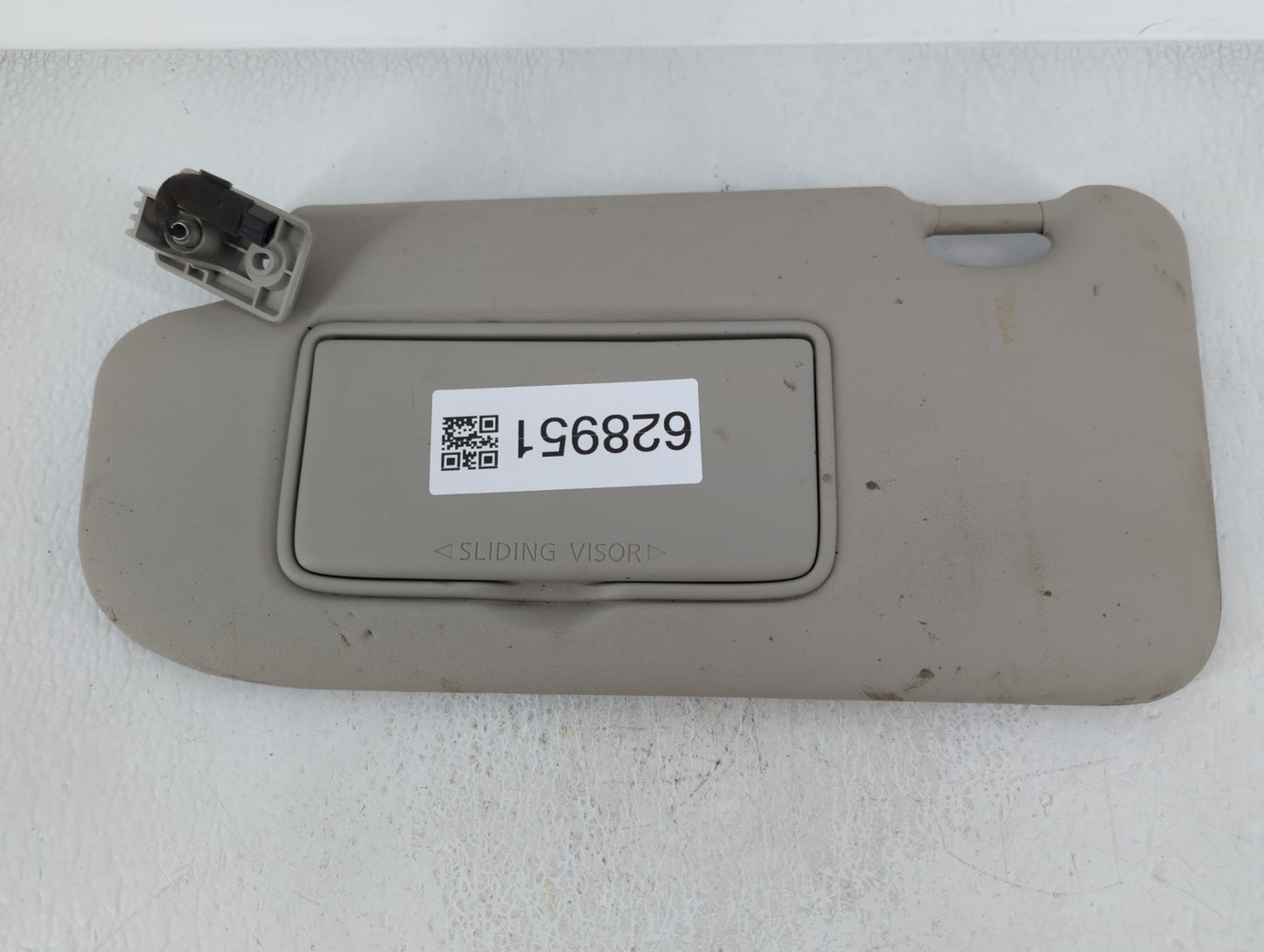 2019-2022 Nissan Rogue Sport Sun Visor Shade Replacement Driver Left Mirror Fits Fits 2019 2020 2021 2022 OEM Used Auto Part