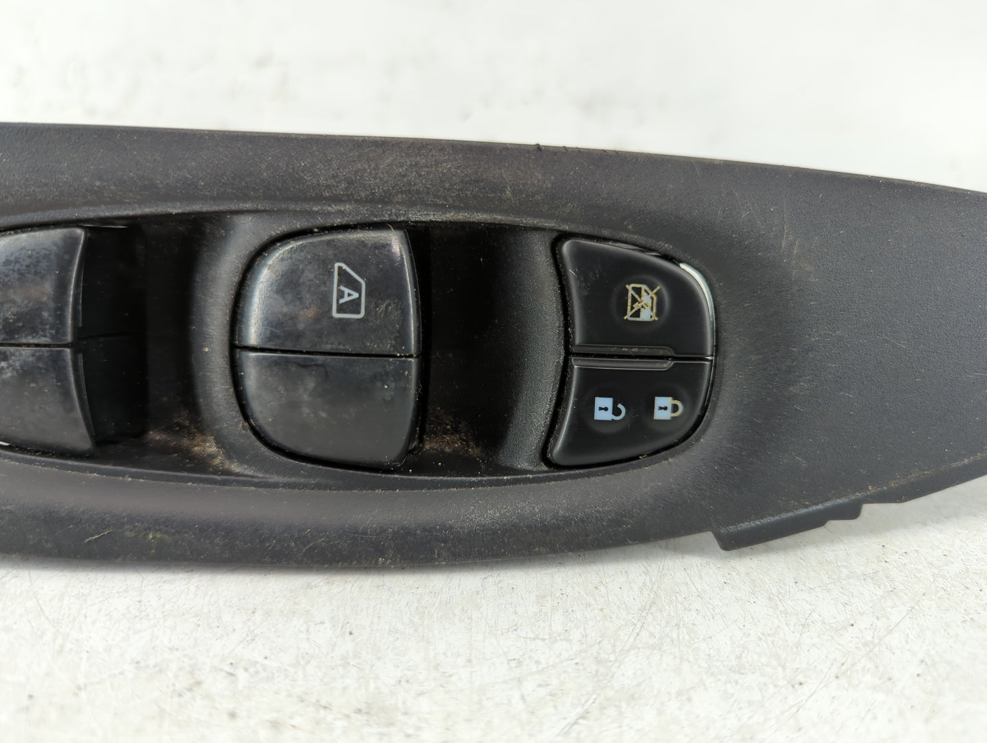 2017-2022 Nissan Rogue Sport Master Power Window Switch Replacement Driver Side Left P/N:3539PY 25401 6MA0C Fits OEM Used Au