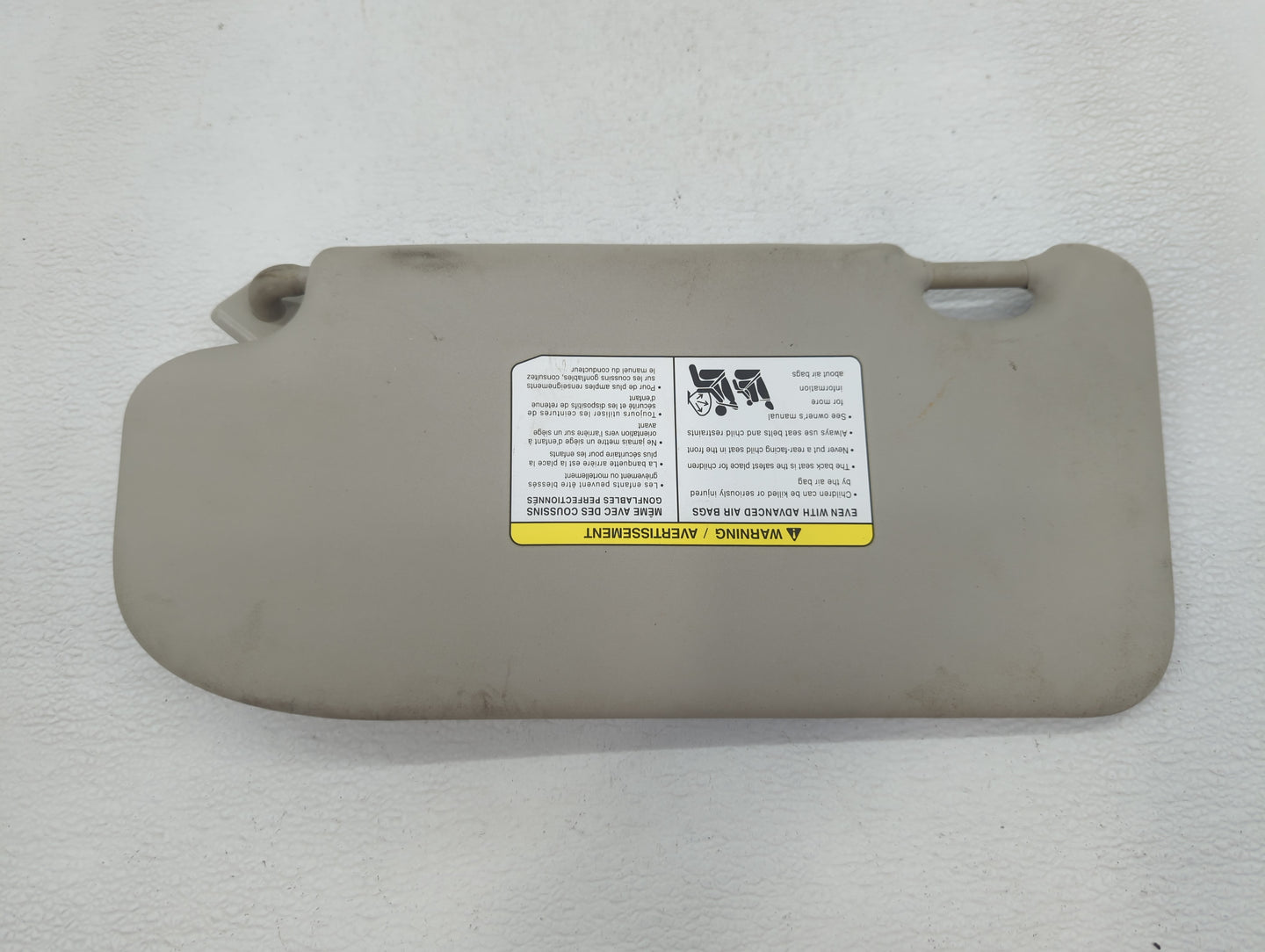 2019-2022 Nissan Rogue Sport Sun Visor Shade Replacement Passenger Right Mirror Fits Fits 2019 2020 2021 2022 OEM Used Auto 