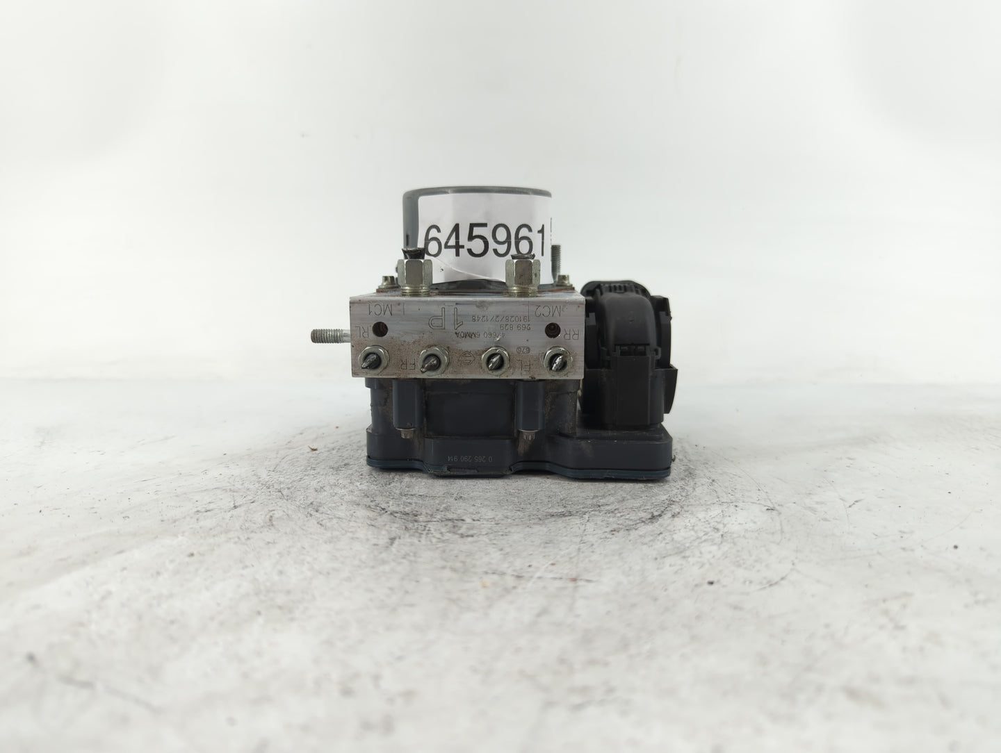 2019-2021 Nissan Rogue Sport ABS Pump Control Module Replacement P/N:47660 6MM0A Fits Fits 2019 2020 2021 OEM Used Auto Part