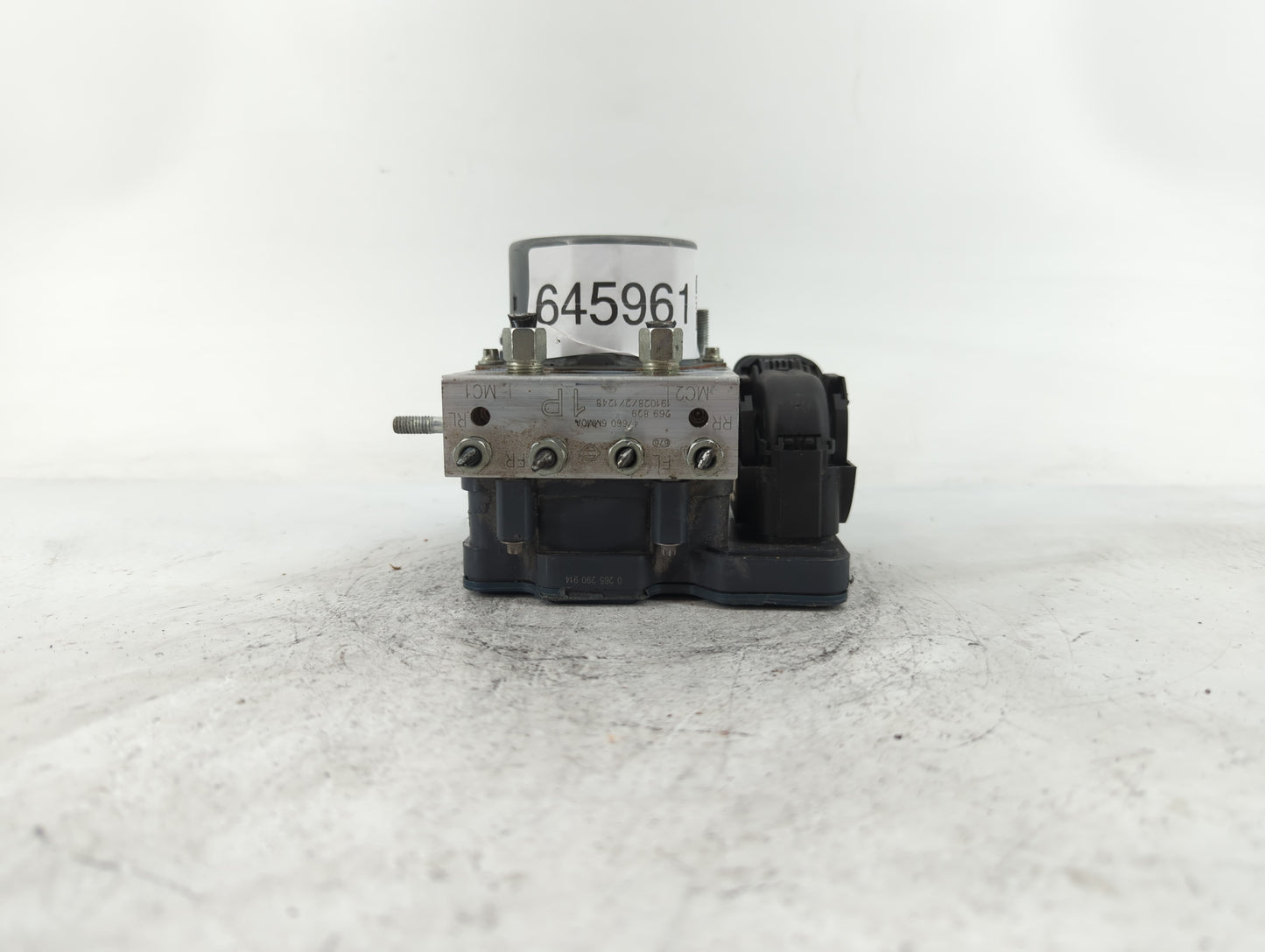 2019-2021 Nissan Rogue Sport ABS Pump Control Module Replacement P/N:47660 6MM0A Fits Fits 2019 2020 2021 OEM Used Auto Part
