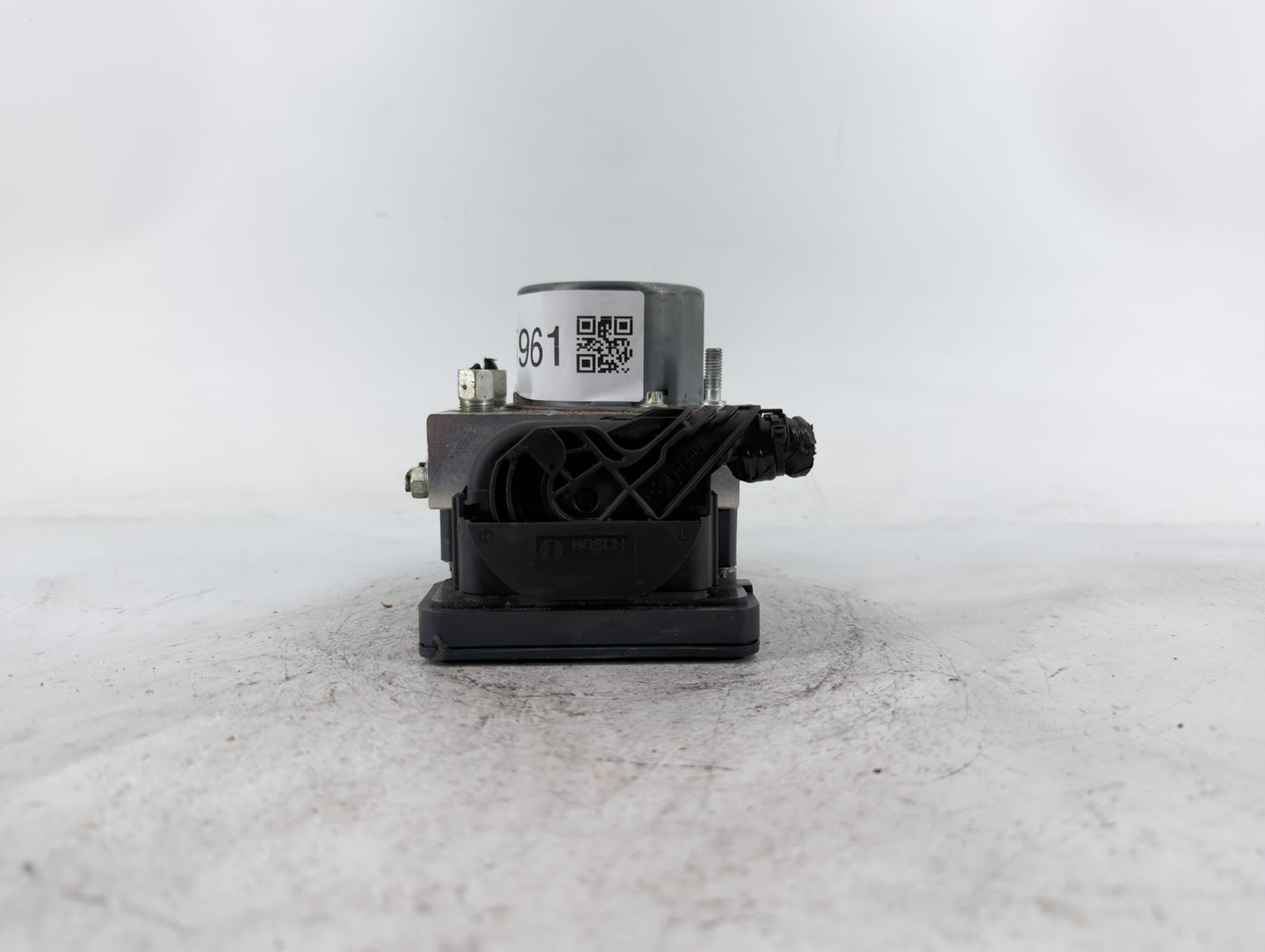 2019-2021 Nissan Rogue Sport ABS Pump Control Module Replacement P/N:47660 6MM0A Fits Fits 2019 2020 2021 OEM Used Auto Part