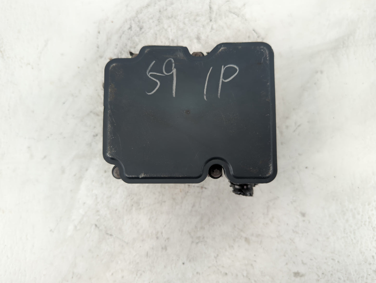 2019-2021 Nissan Rogue Sport ABS Pump Control Module Replacement P/N:47660 6MM0A Fits Fits 2019 2020 2021 OEM Used Auto Part