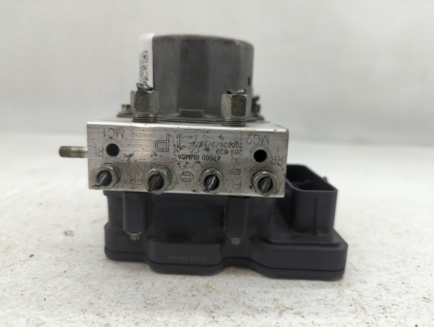 2019-2021 Nissan Rogue Sport ABS Pump Control Module Replacement P/N:47660 6MM0A Fits Fits 2019 2020 2021 OEM Used Auto Part