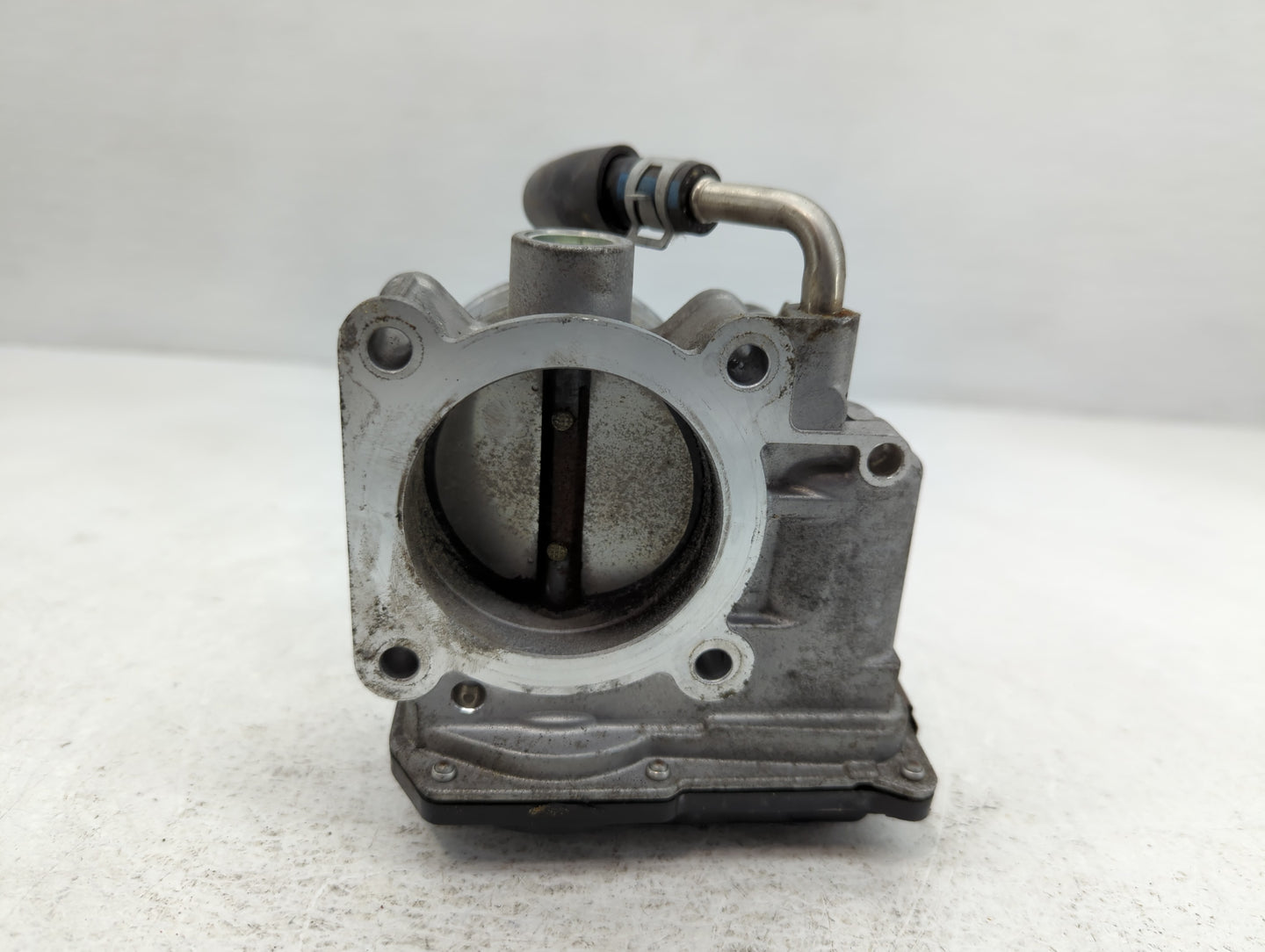 2018-2022 Nissan Rogue Sport Throttle Body P/N:4BA60-01 F Fits Fits 2018 2019 2020 2021 2022 OEM Used Auto Parts - Oemusedau