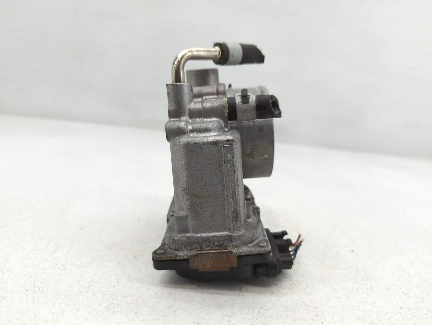 2018-2022 Nissan Rogue Sport Throttle Body P/N:B1327 9126, 4BA60-01 F Fits Fits 2018 2019 2020 2021 2022 OEM Used Auto Parts
