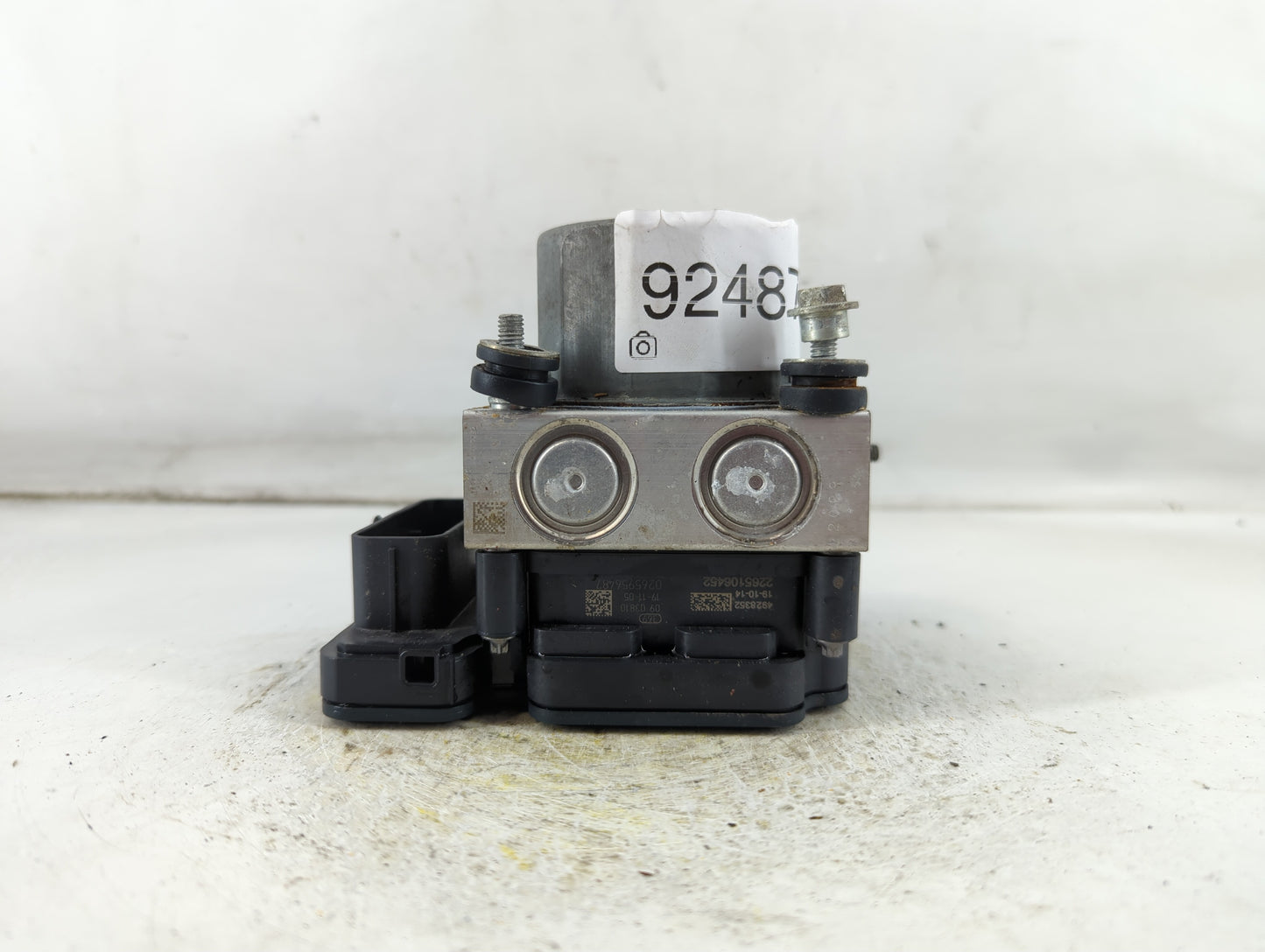 2019-2021 Nissan Rogue Sport ABS Pump Control Module Replacement P/N:47660 6MM0A Fits Fits 2019 2020 2021 OEM Used Auto Part