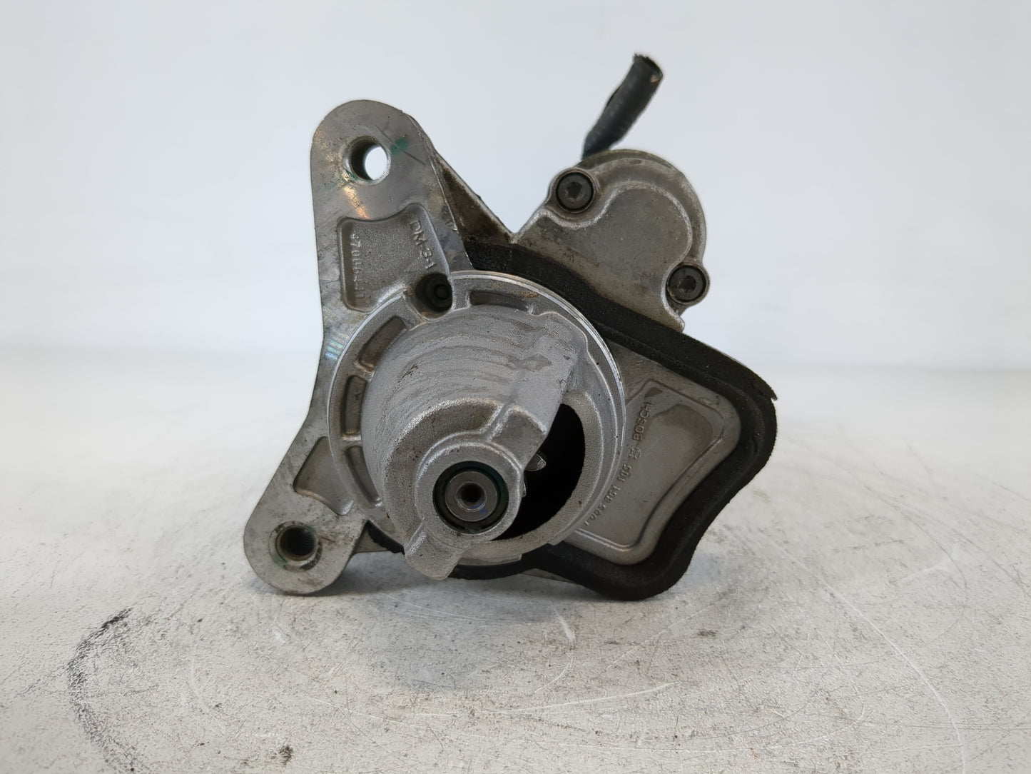 2020-2022 Nissan Sentra Car Starter Motor Solenoid OEM P/N:23300 6LB1A Fits Fits 2020 2021 2022 OEM Used Auto Parts - Oemuse