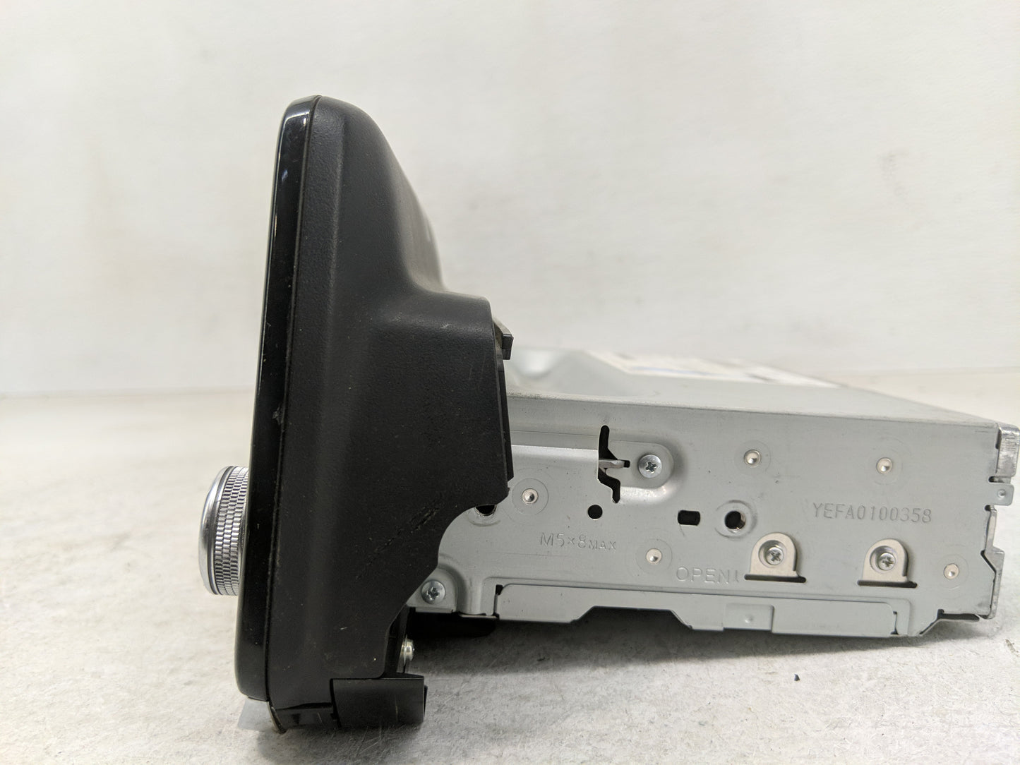 2020-2022 Nissan Sentra Radio AM FM Cd Player Receiver Replacement P/N:28021 6LB0A Fits Fits 2020 2021 2022 OEM Used Auto Pa