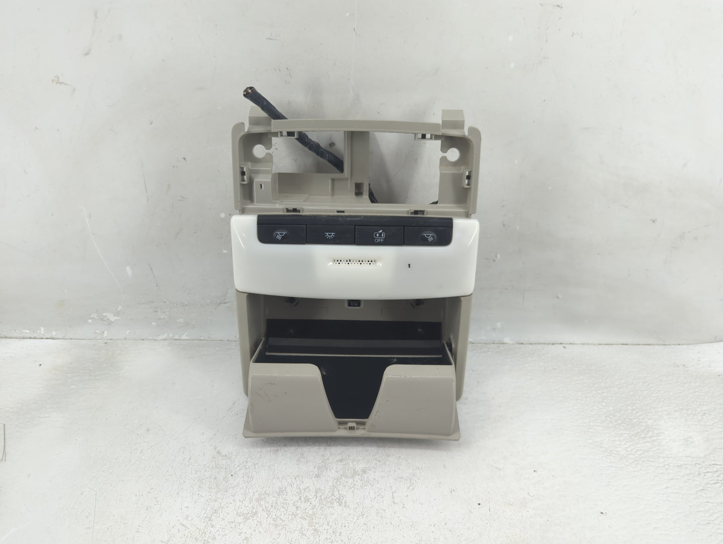 2020 Nissan Sentra Overhead Roof Console - Oemusedautoparts1.com