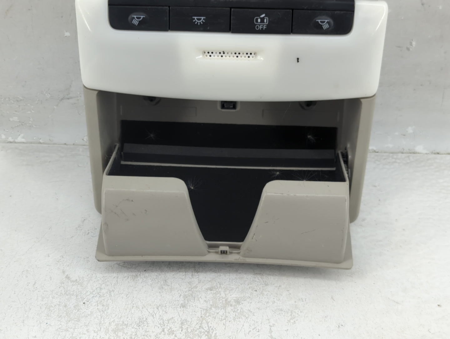 2020 Nissan Sentra Overhead Roof Console - Oemusedautoparts1.com